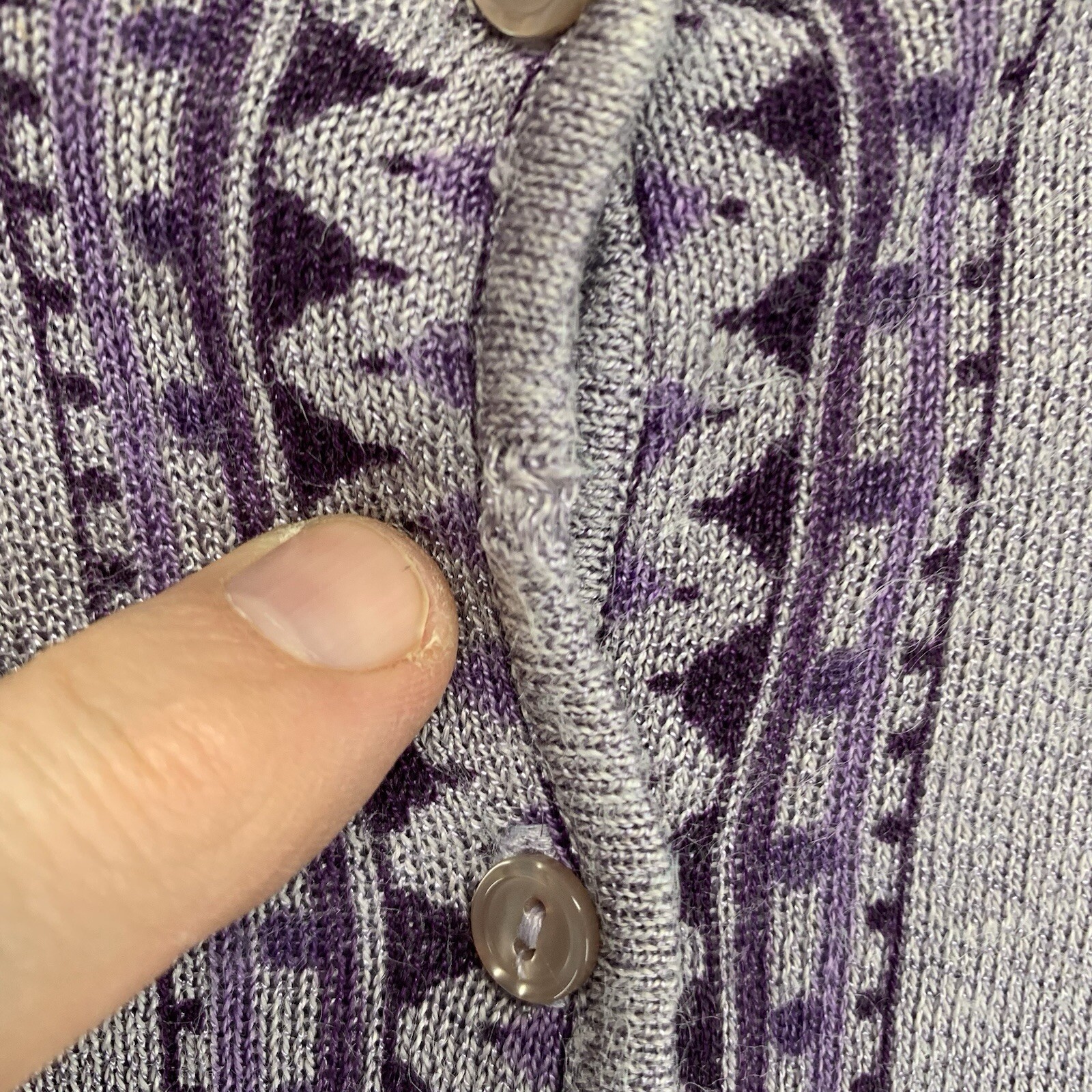Women’s Knit Top 1X Light Purple Embellished Paisleys Button Up 42×24 Boxy Fit