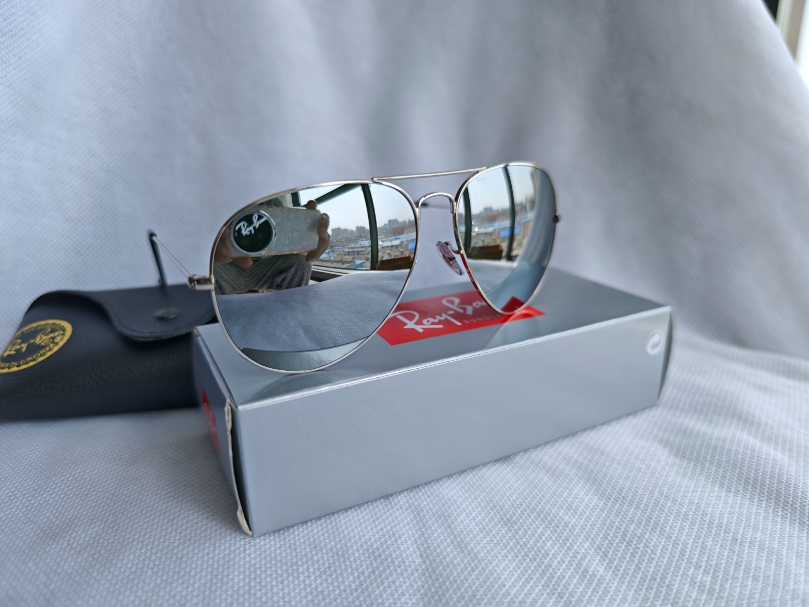 Ray-Ban Aviator Sunglasses RB3026 Silver Frame 62mm Silver Lens