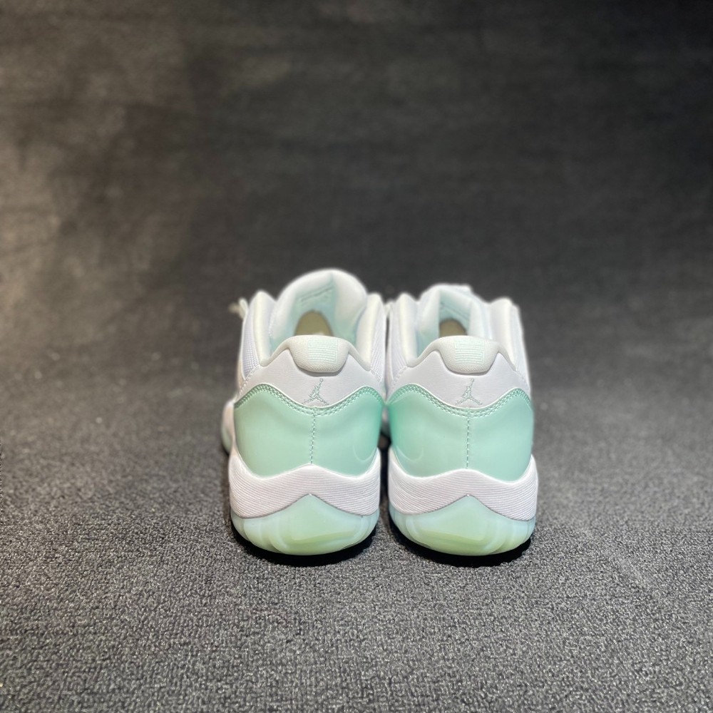 AJ 11 Low ‘Igloo’ Sea green 2025 AH7860-103