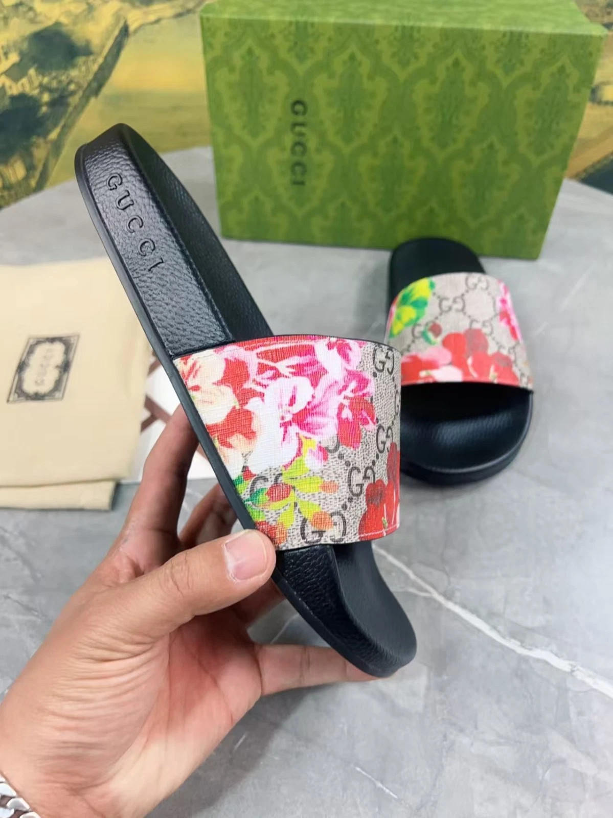 Gucci Floral GG Slide Sandals