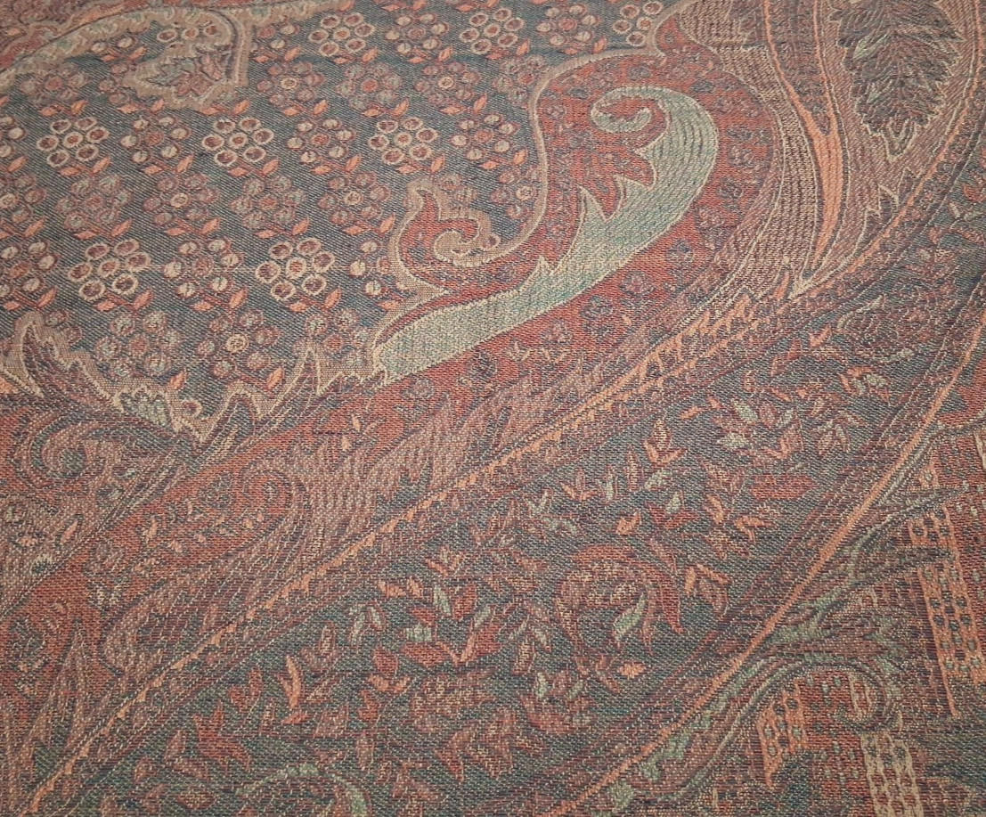 Vtg 27″ x 75″ Pashmina Pink Paisley Loomed 100% Cashmere Tasseled Scarf Wrap