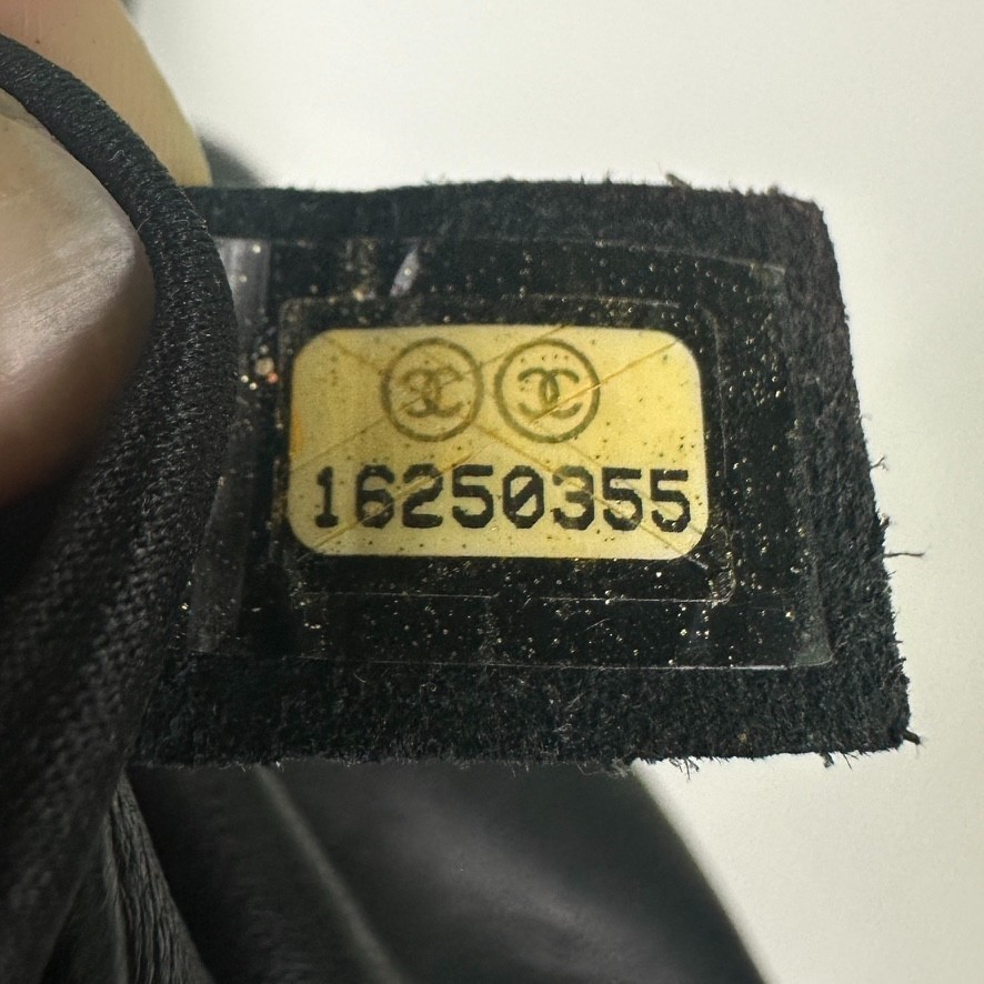 CHANEL Clams Wallet on Chain WOC Black Lambskin Silver Hardware 2012 Authentic