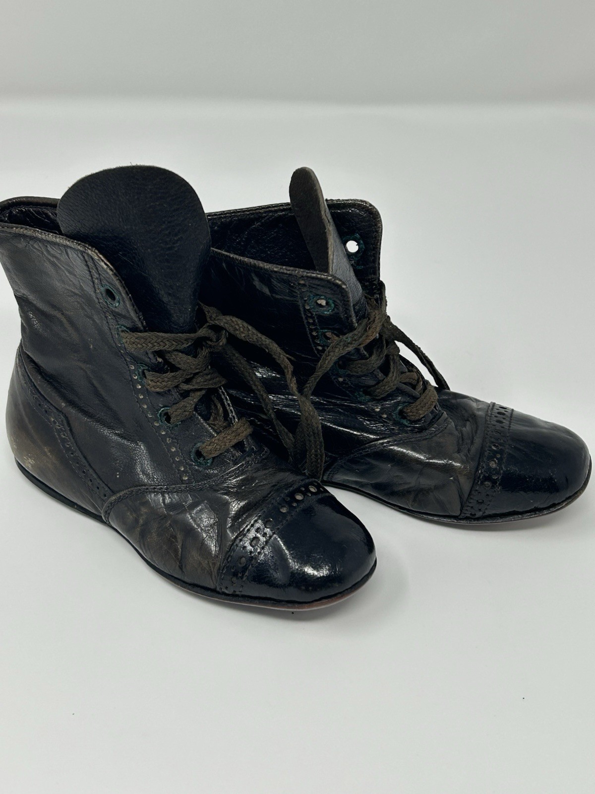 Antique Child’s Black Leather Lace-Up Boots, Brogue Cap Toe, c.1900, 4.8”