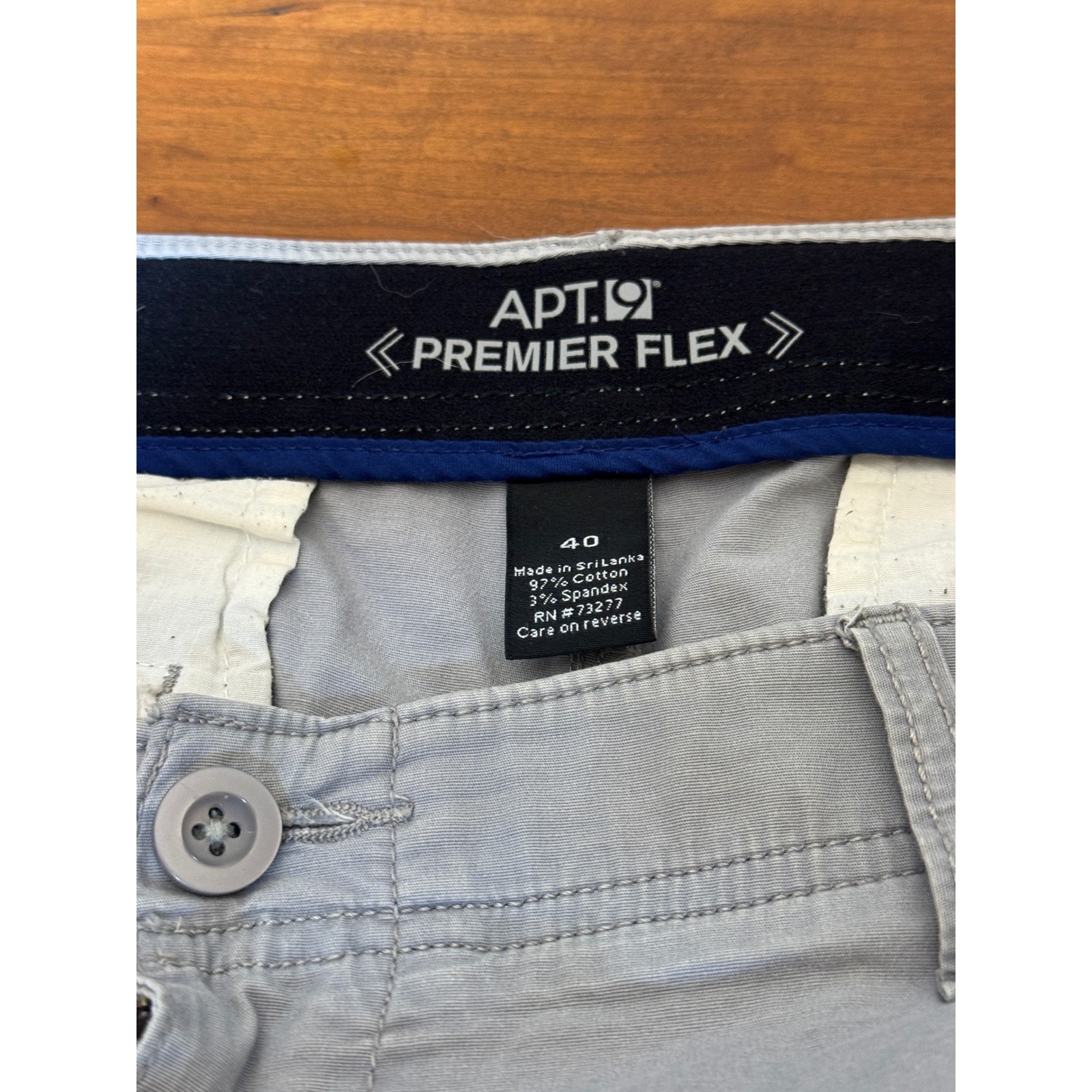 Apt 9 Premier Flex Mens Cargo Shorts Light Gray Size 40 Stretch Cotton Blend