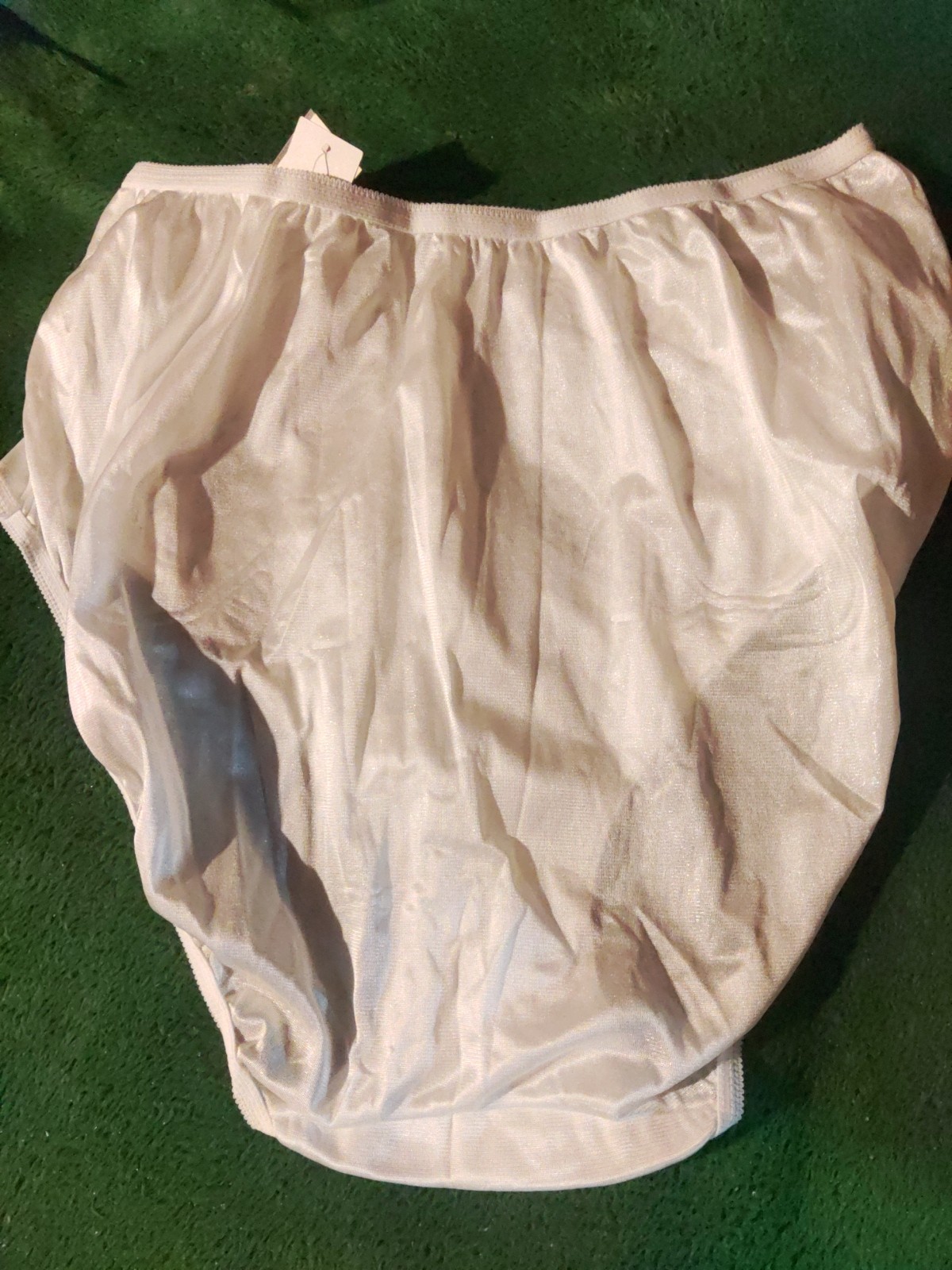 1 Pair Vintage Heiress by Carole Sexy Lace Front 100% Nylon Panties Hi Cut Sz 11