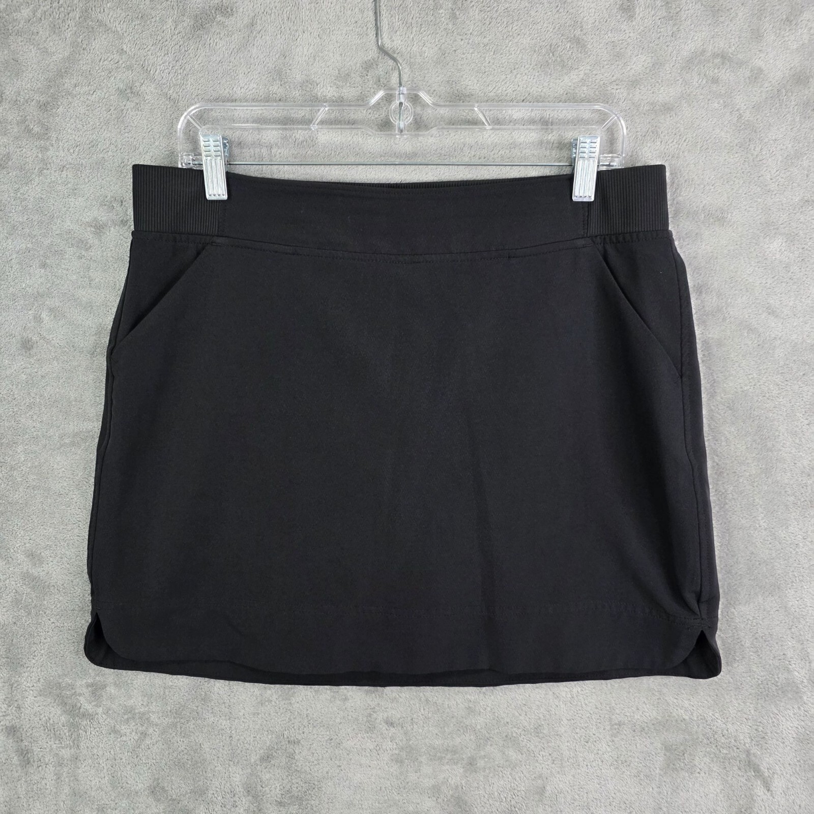 Womens 32 Cool Black Tech Skort Skirt Athletic Polyester Spandex Blend Stretch M