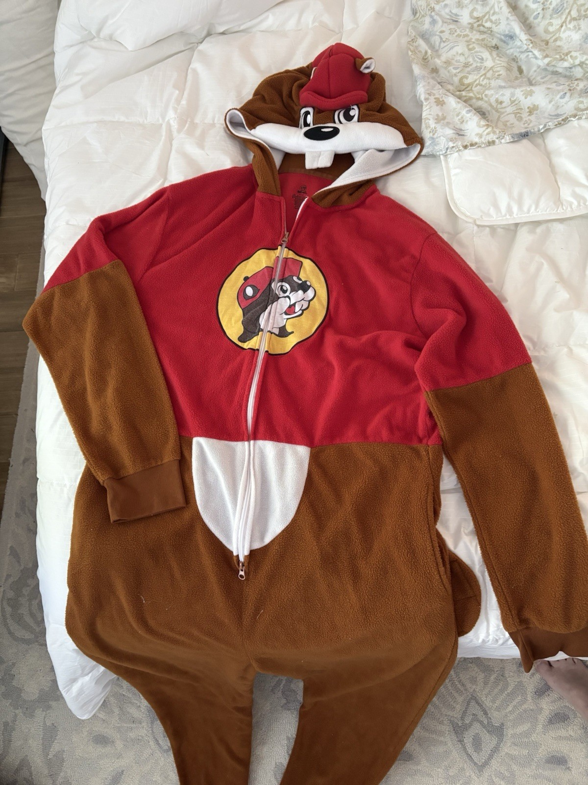 Buc-ees Beaver Mascot Unisex Adult Zip-Up Cosplay Pajama L/XL One Piece W Hood