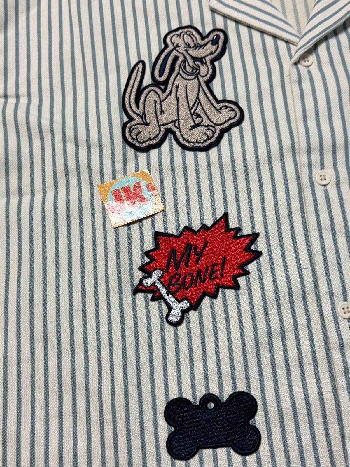 NEW Disney Our Universe Pluto Button Up Shirt Adult Large 95th Anniversary Parks