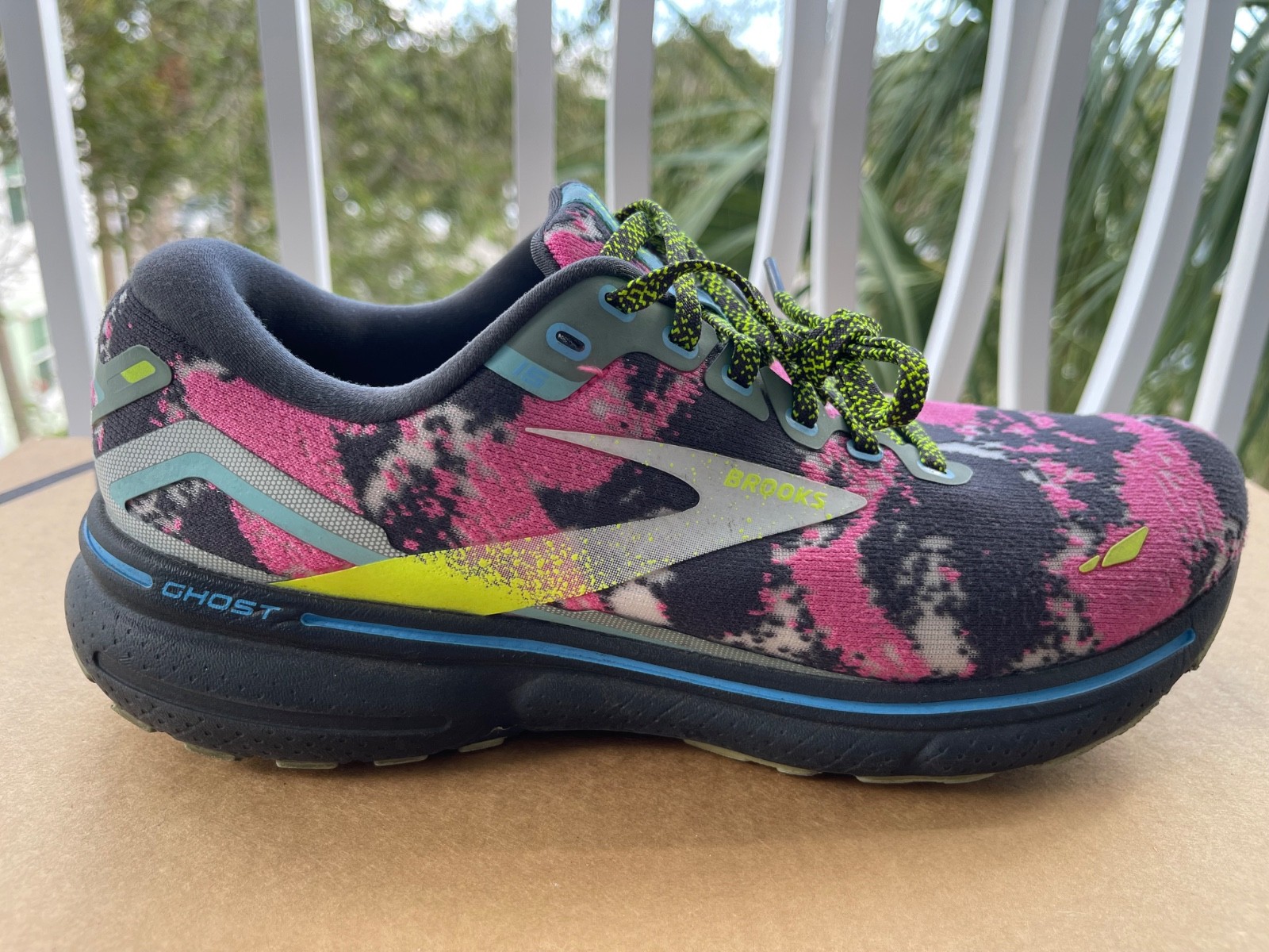 Brooks Ghost 15 Drip 2023 Women’s Size 9 B Pink Gray Running Shoes 1203801B479