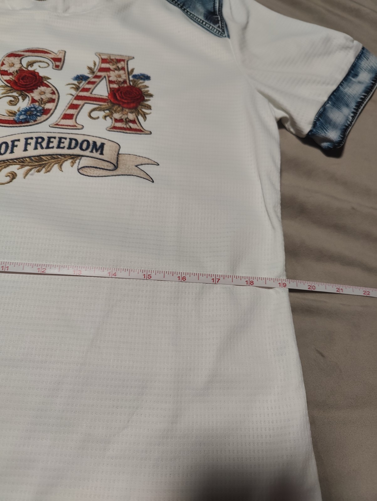 Women’s White/Blue USA 250 Years of Freedom Graphic Print Crew Neck T-Shirt M