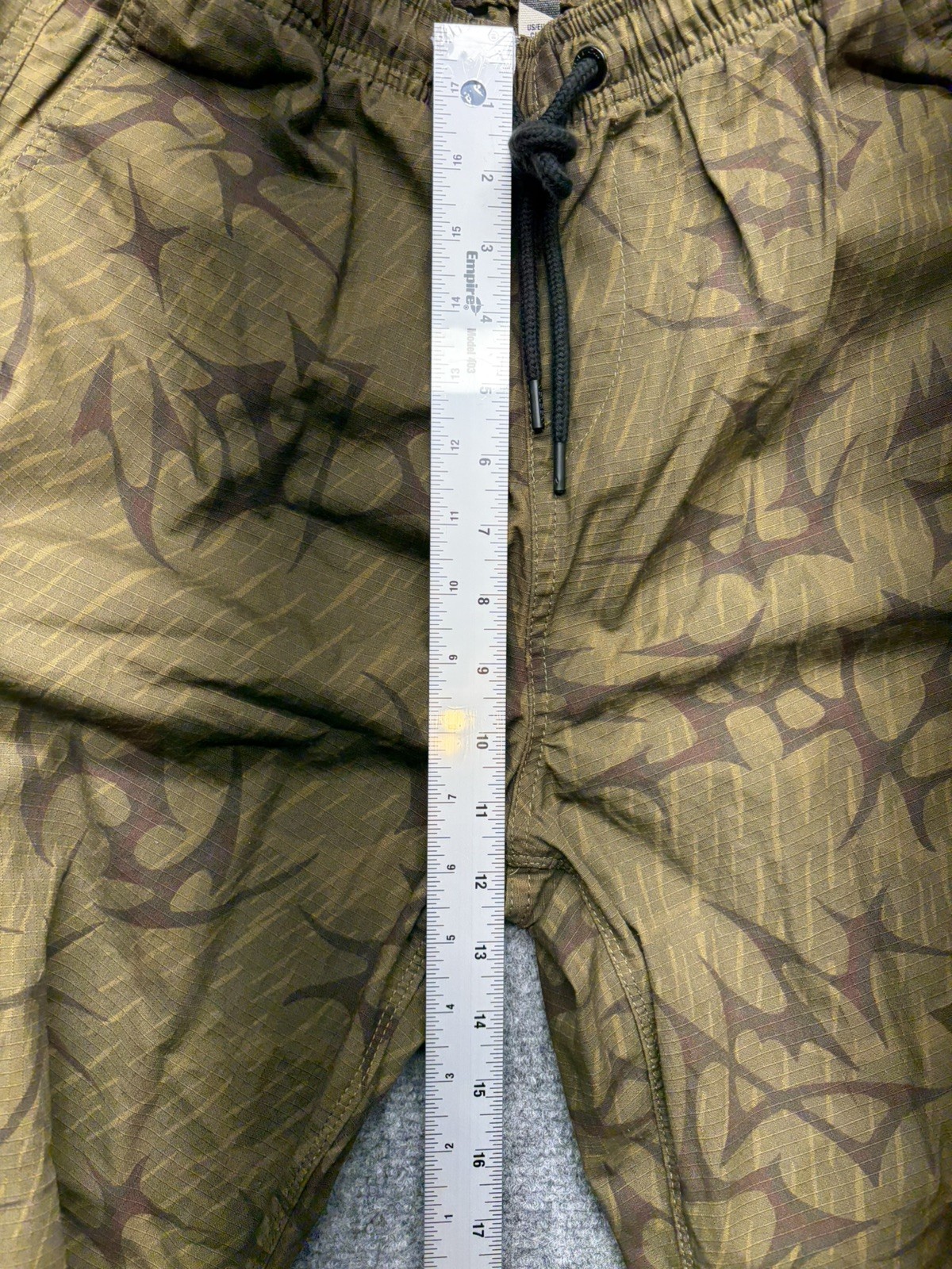 Volcom Men’s Small Olive Green Tribal Print Elastic Waist Pants Cargo Casual