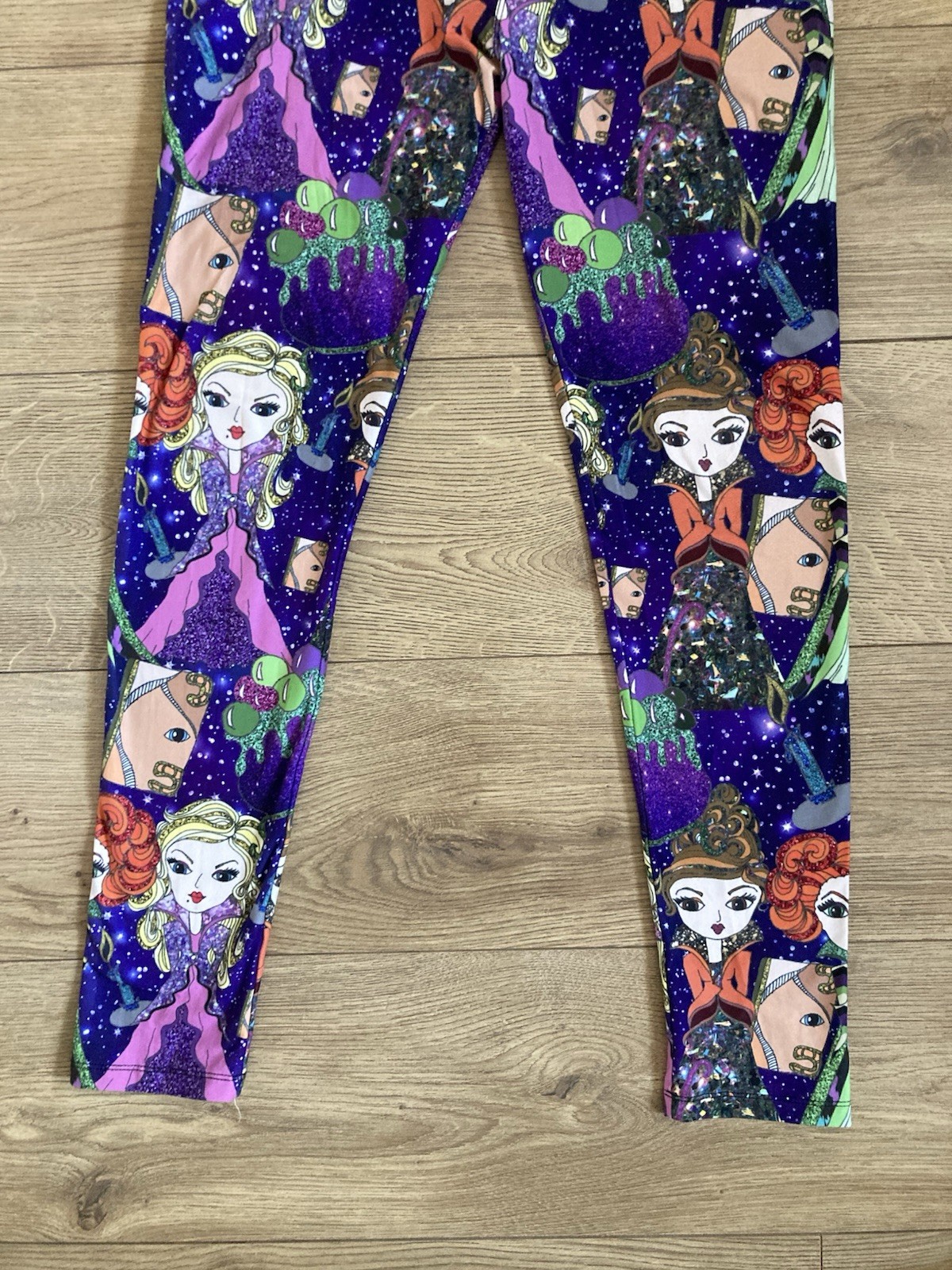 Hocus Pocus Carolina Dress Room leggings size 1 (8-14)