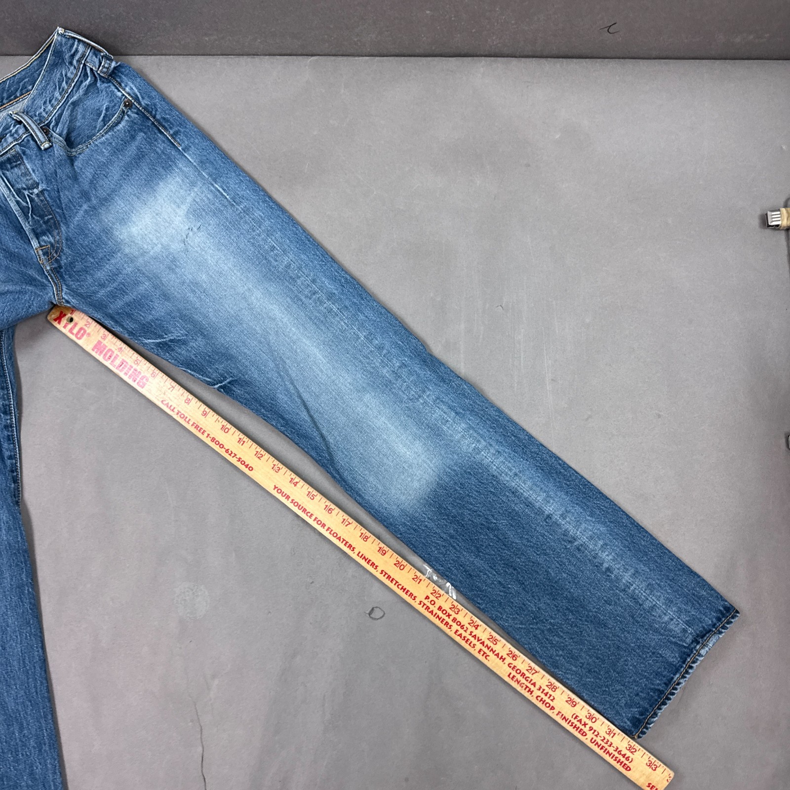 Levis 501 Jeans Mens 29×32 Blue Button Fly Denim Pants Straight Faded Washed Out
