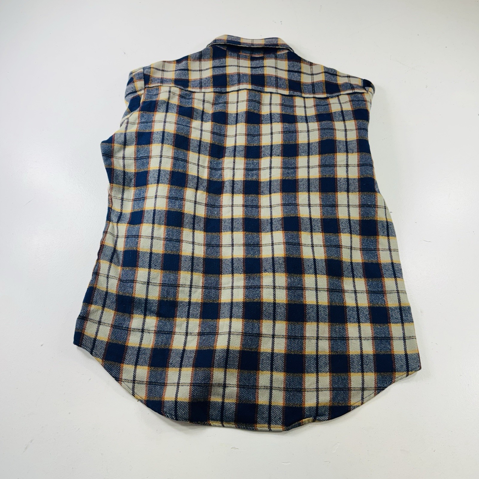 JC Penny Vintage Flannel Shirt 100% Acrylic Blue Beige Plaid Men’s Size Large