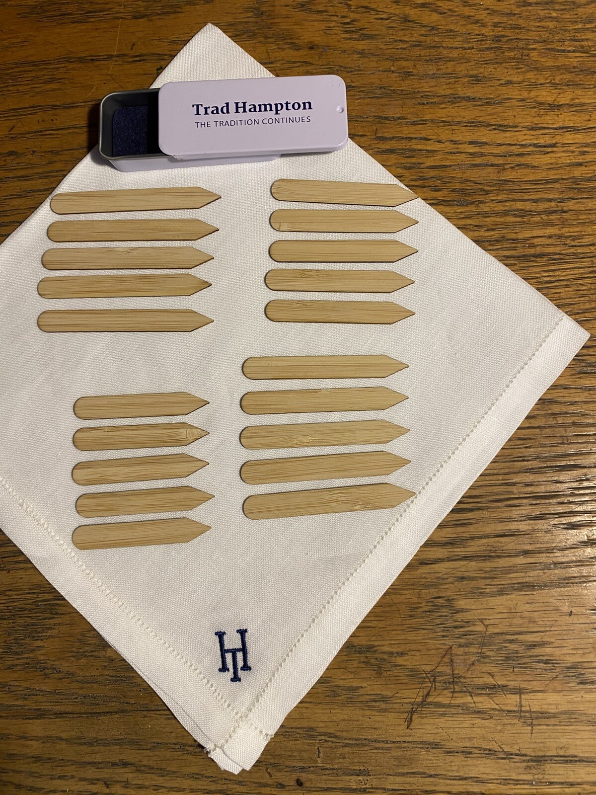 collar stays for mens shirt crafted from all natural bamboo in carrying case