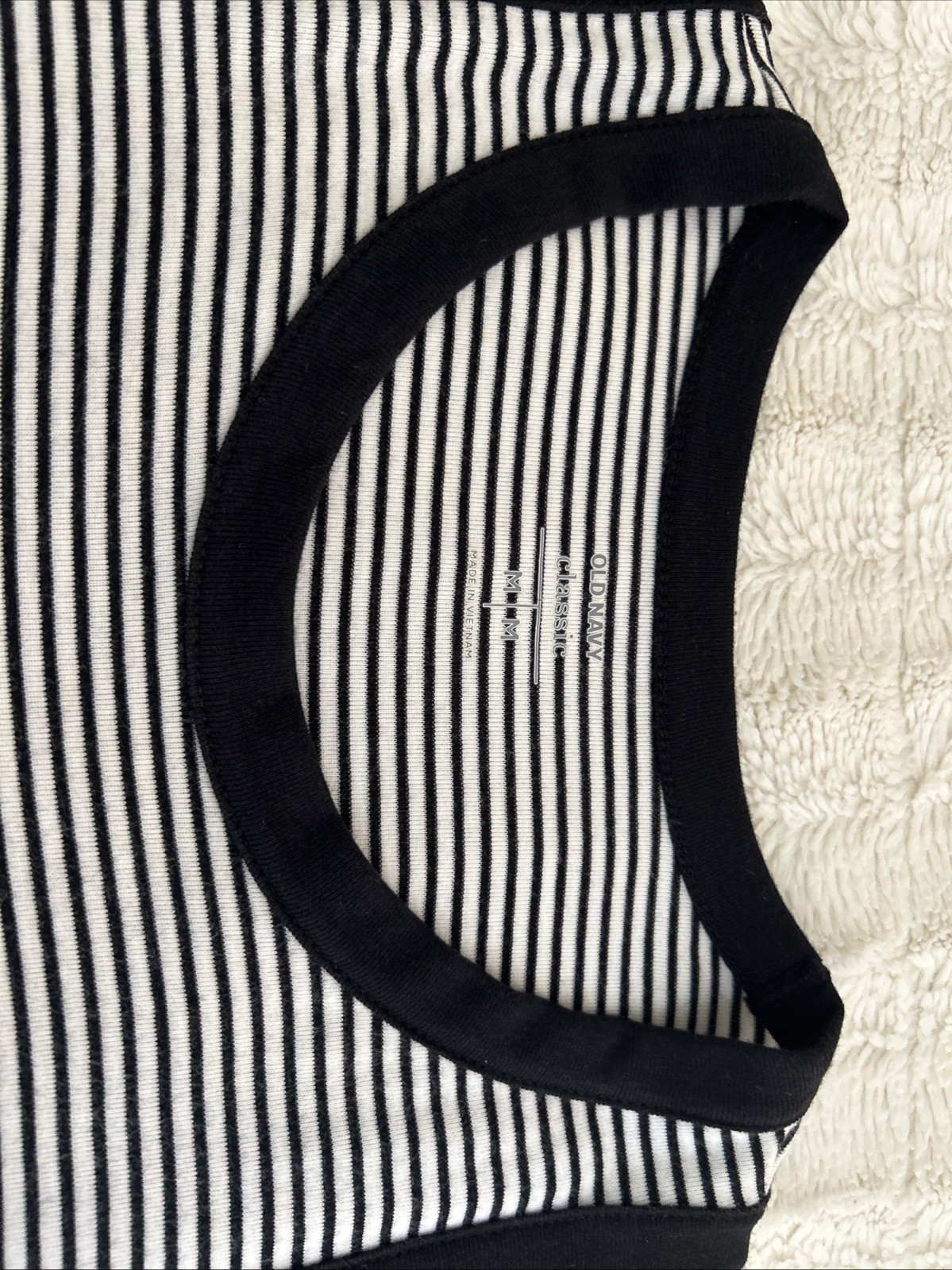 GAP Women’s Tank Top White/Black Stripe Size Medium NWOT Cotton Soft Stretch