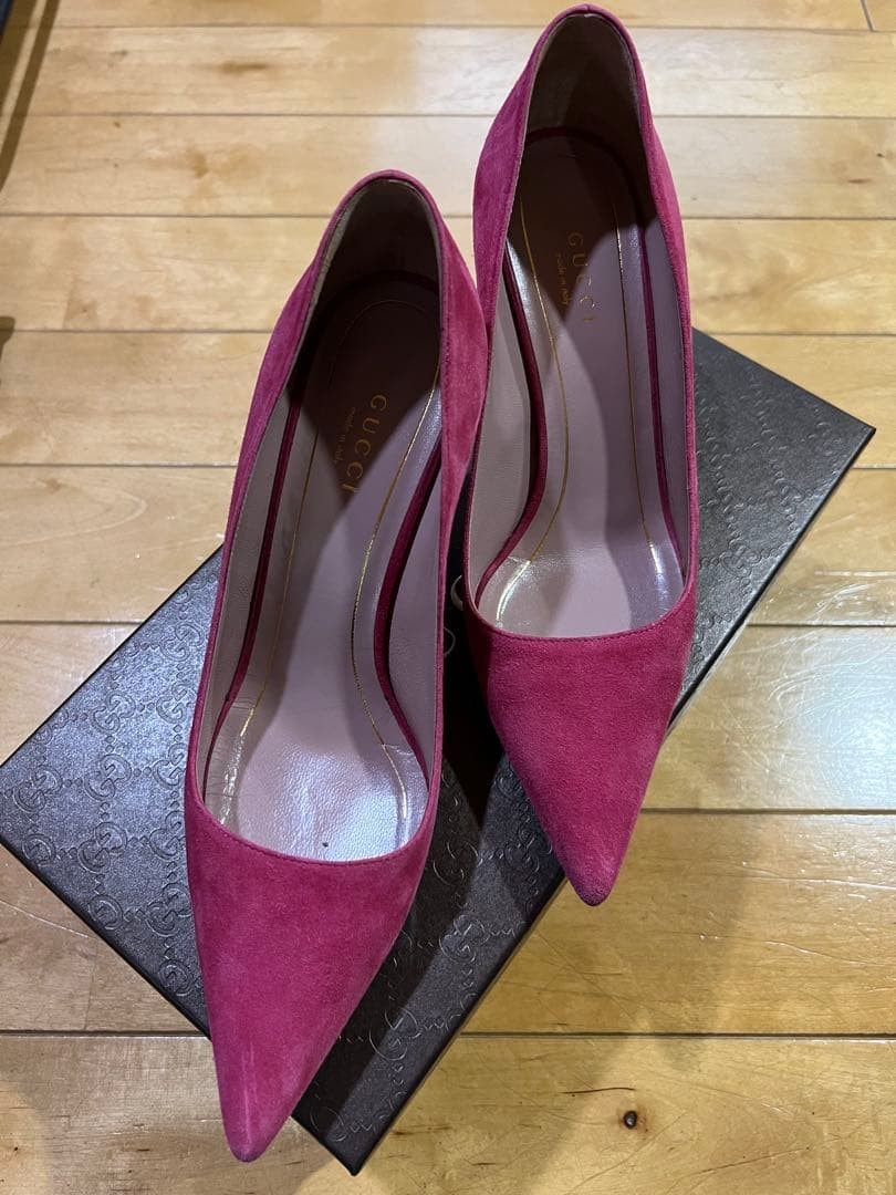 GUCCI Pink Suede High Heels 23cm 7.1 to 10cm Heel Height with Dust Bag