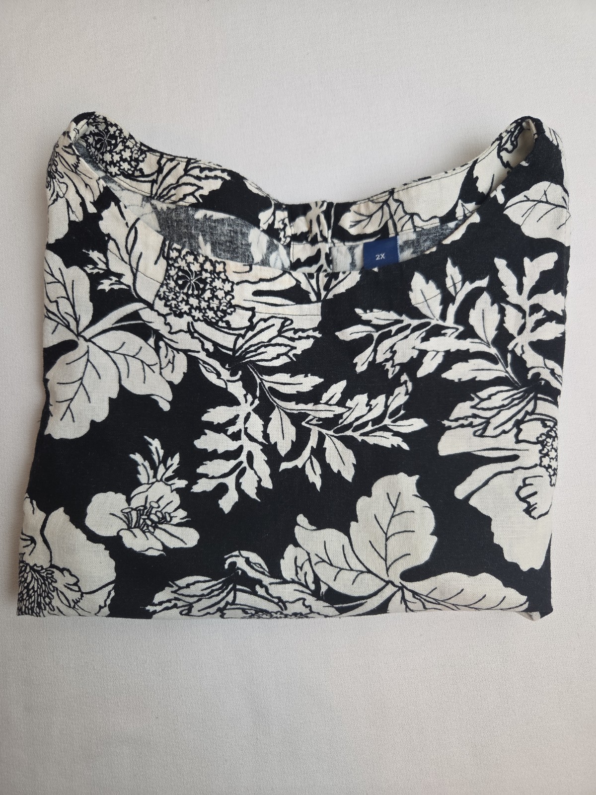 Old Navy Womens Linen Blend Crop Tank Top Size 2X Black/White Floral