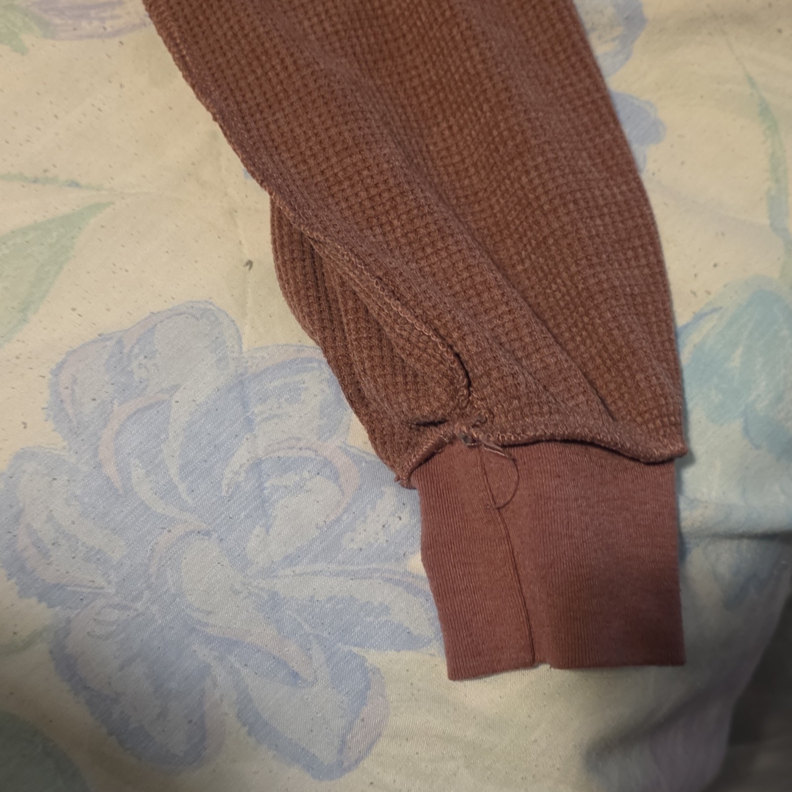 Unknown Factory Women’s Brown Waffle-Knit V-Neck Cotton Pullover Sweater M