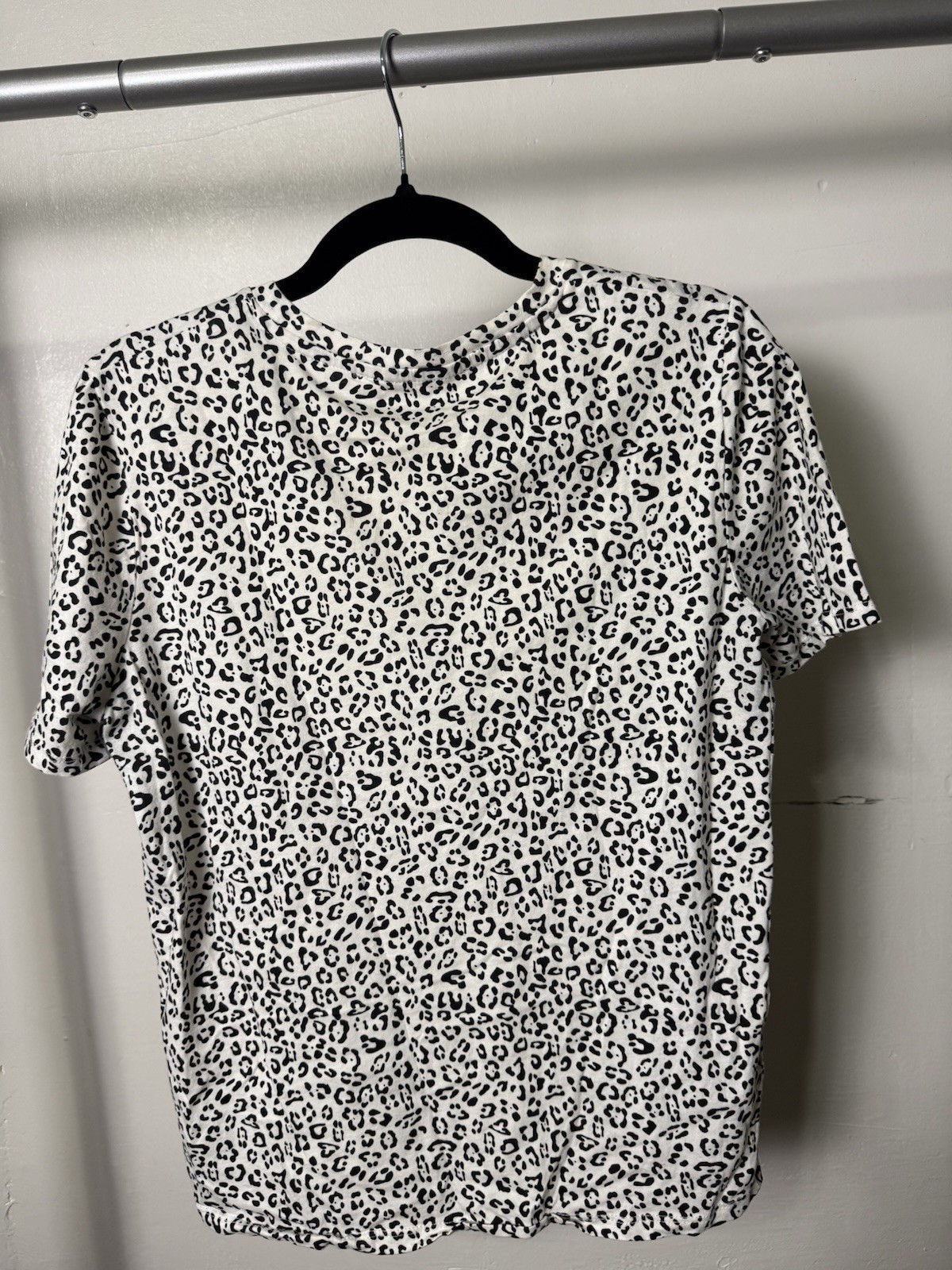 MNG White/Black Animal Print Crew Neck Short Sleeve T-Shirt Women’s Size S