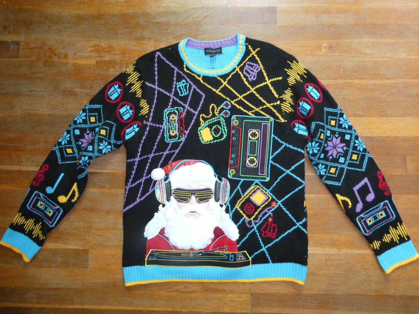 Mens Large Blizzard Bay Ugly Christmas Sweater DJ SANTA Clubbing Sweater Shirt