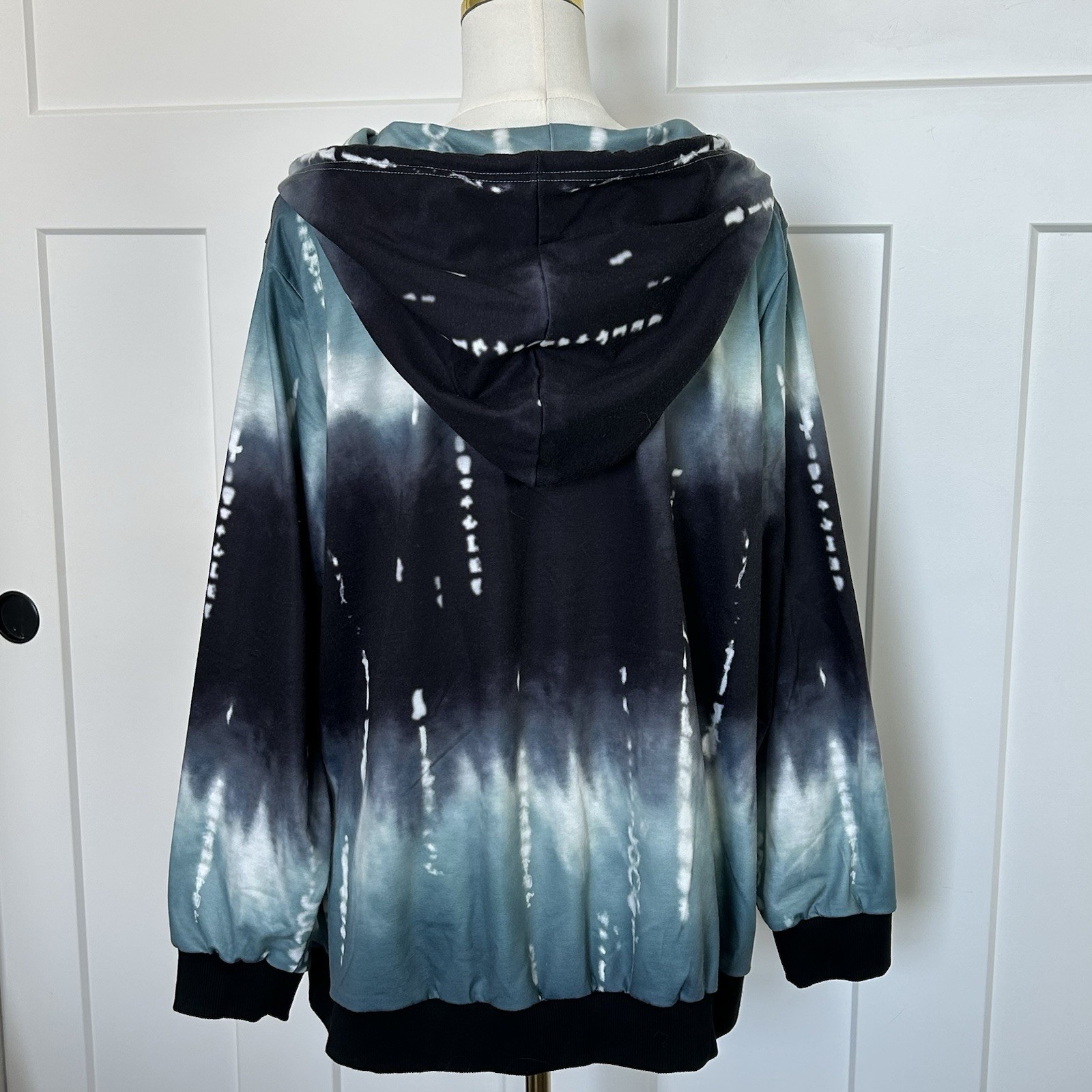 Bloomchic Tie Dye/Ombre 1/2 Snap Hooded Sweatshirt – Women’s 18/20 Teal Black