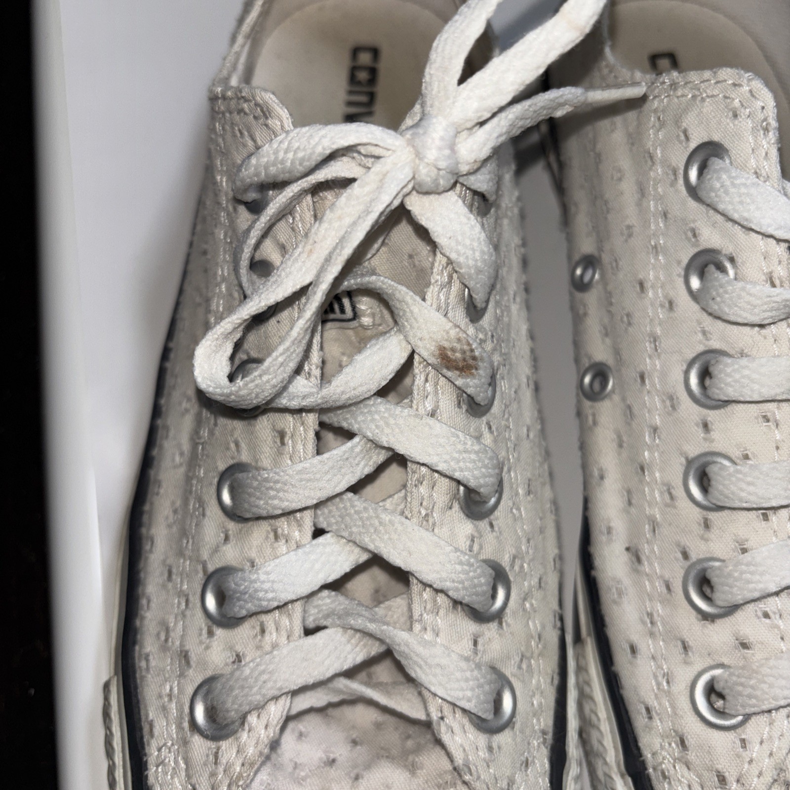 Converse all star Chuck Taylor Unisex 8.5 White Low Cut