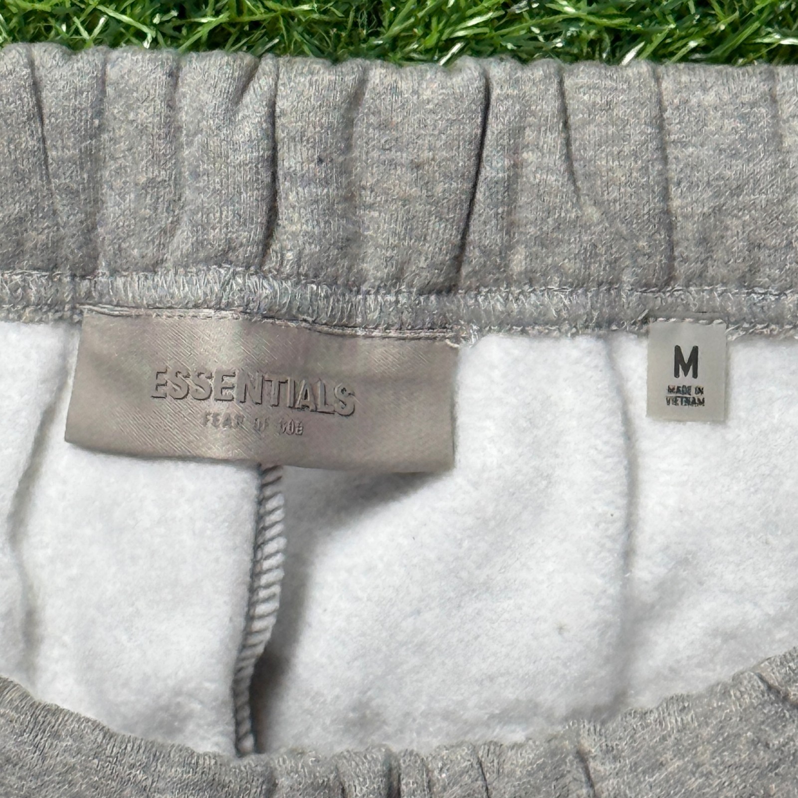 Fear of God Essentials Sweatpants Relaxed SS22 Dark Oatmeal Gray – (XS-XL)
