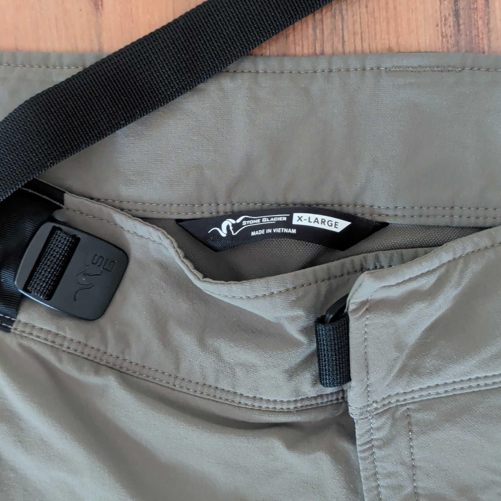 Stone Glacier Devil Light Men’s Green Solid Cargo Pants XL Regular Pockets Logo