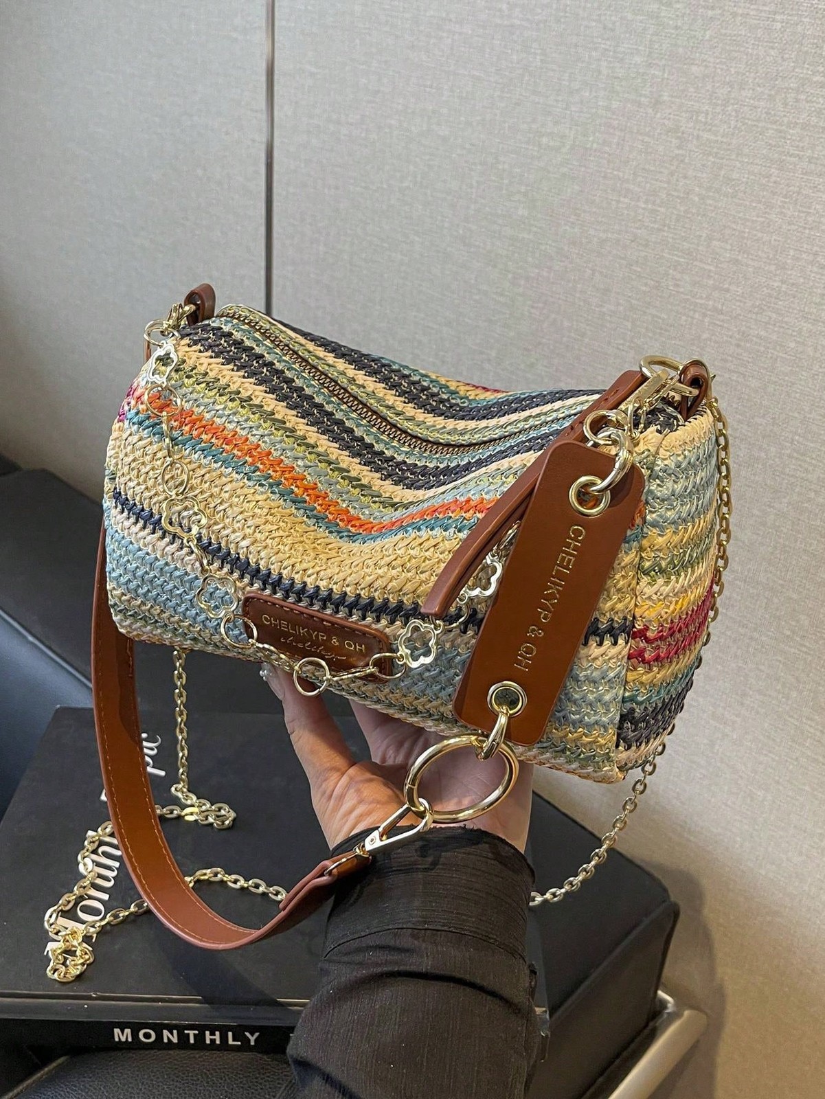 New Spring Summer Contrast Striped Woven Straw Shoulder Bag, Fashion Letter