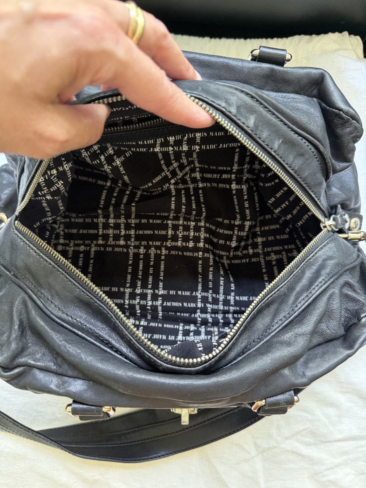 Vintage Marc by Marc Jacobs Metal Check Groovee Woven Black Gold Y2K OG Dustbag