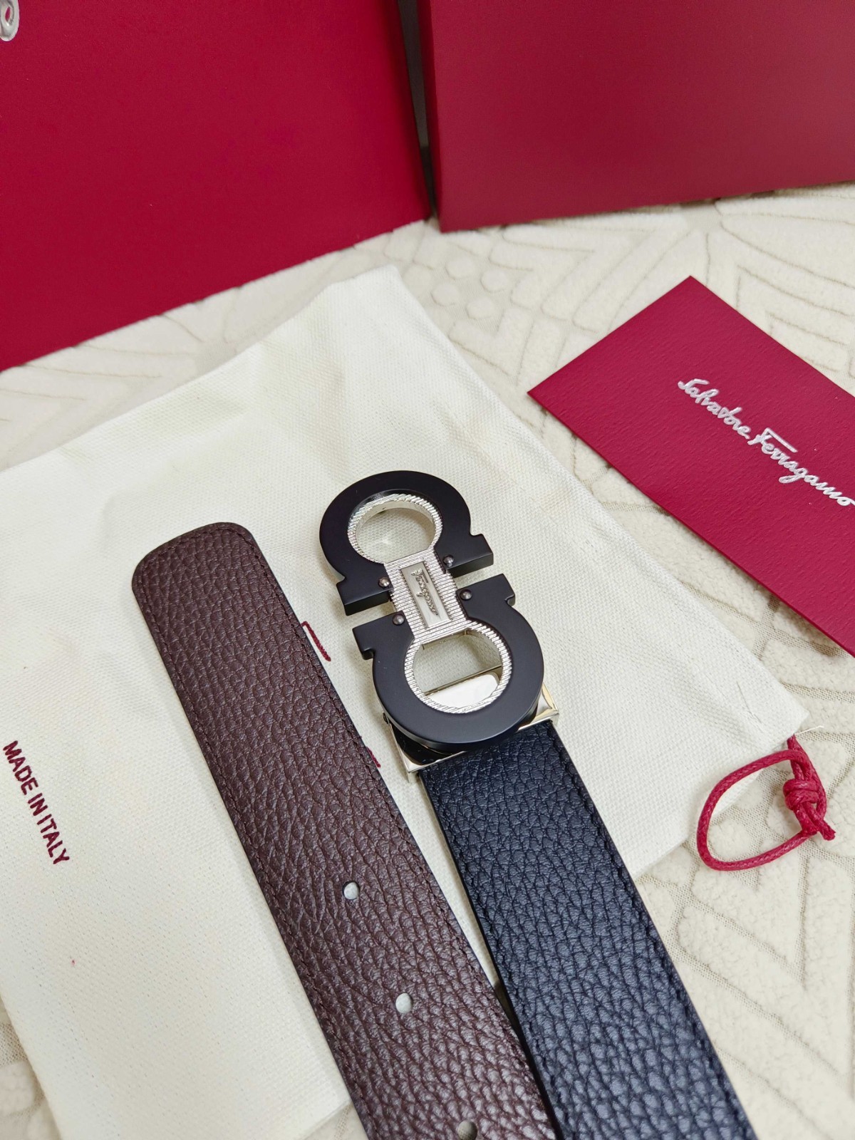 Salvatore Ferragamo Gancini Leather Belt Adjustable Buckle Luxury Designer Size