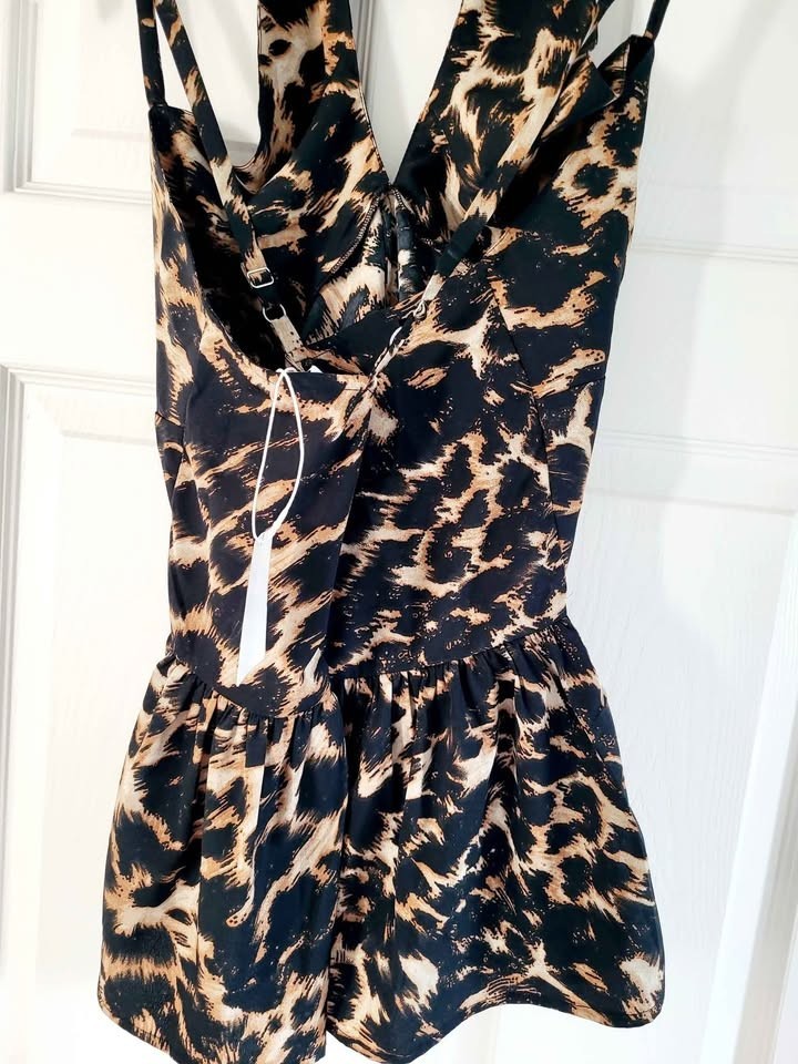 NWT Walter Baker Animal Print Halter Top Blouse Brown Leopard Sleeveless S