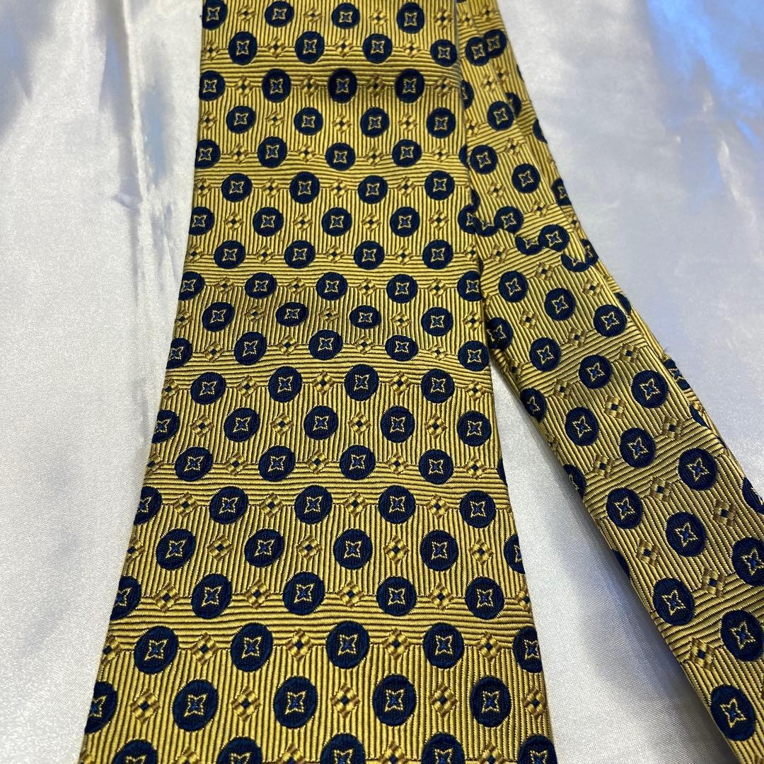 Brooks Brothers Vintage Silk Tie Yellow Gold Navy Small Pattern 9.7cm