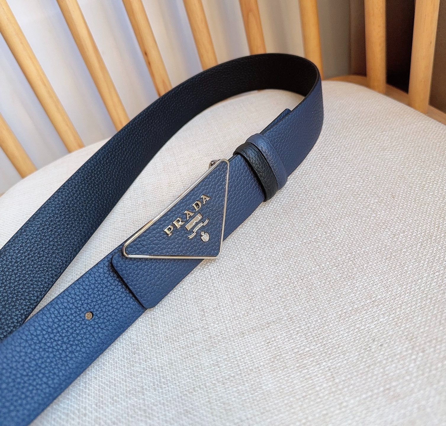 Prada men’s blue/black leather belt