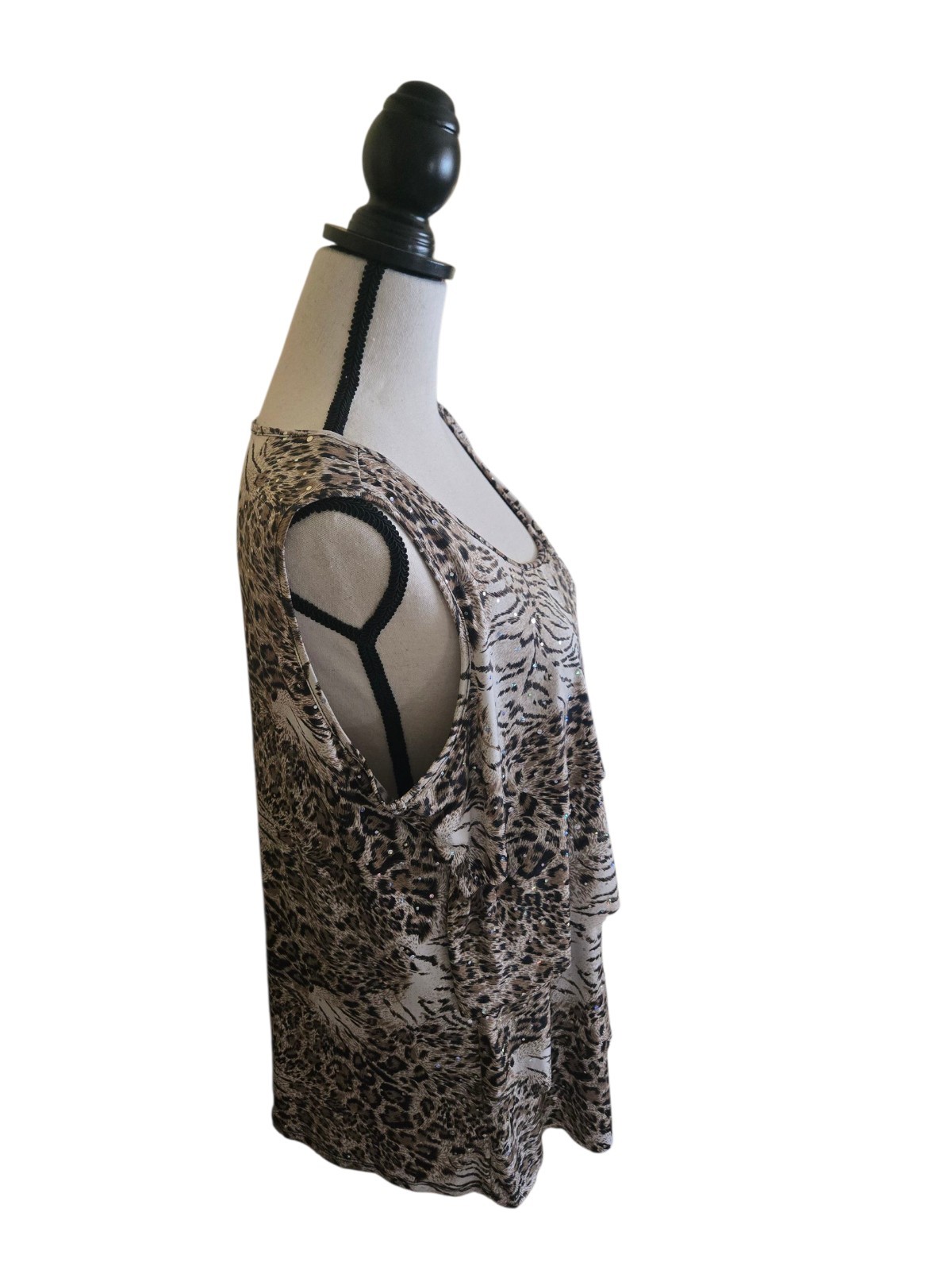 Roz & Ali Animal Print Rhinestone Ruffled Sleeveless Top Blouse Size 1X