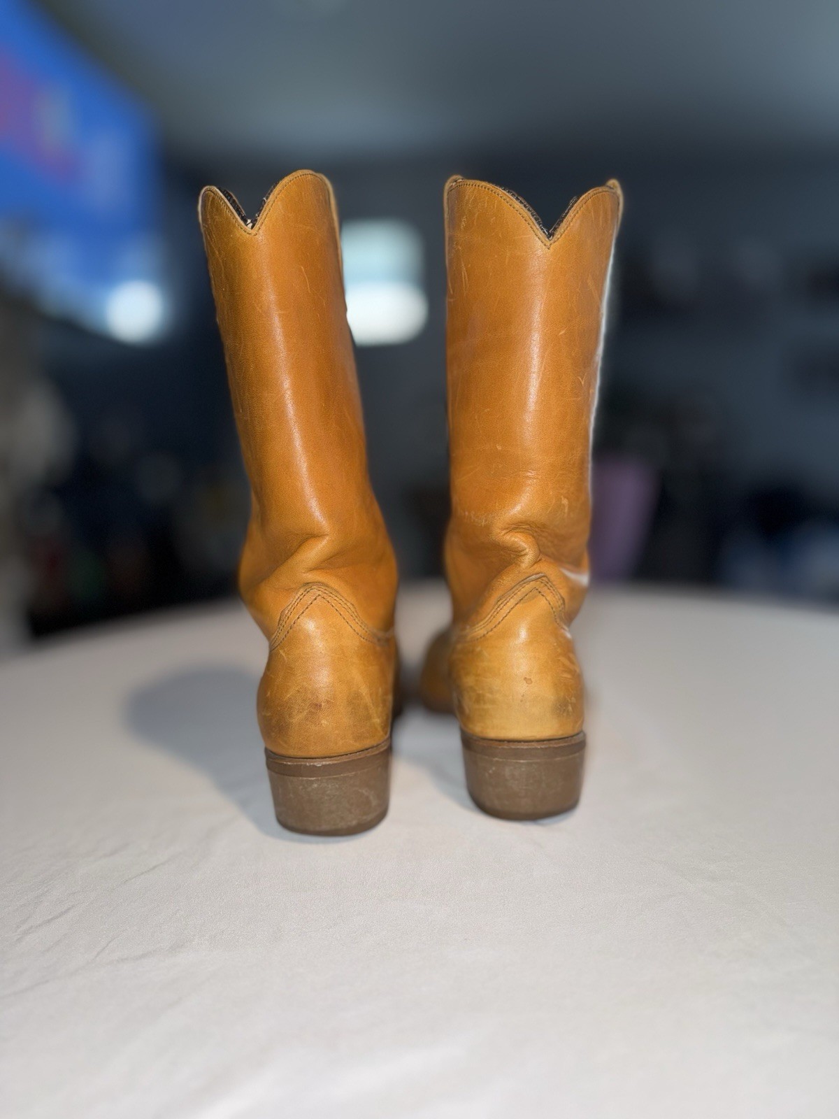 Men’s Leather Western Boots with Vibram Resist-Oil Soles