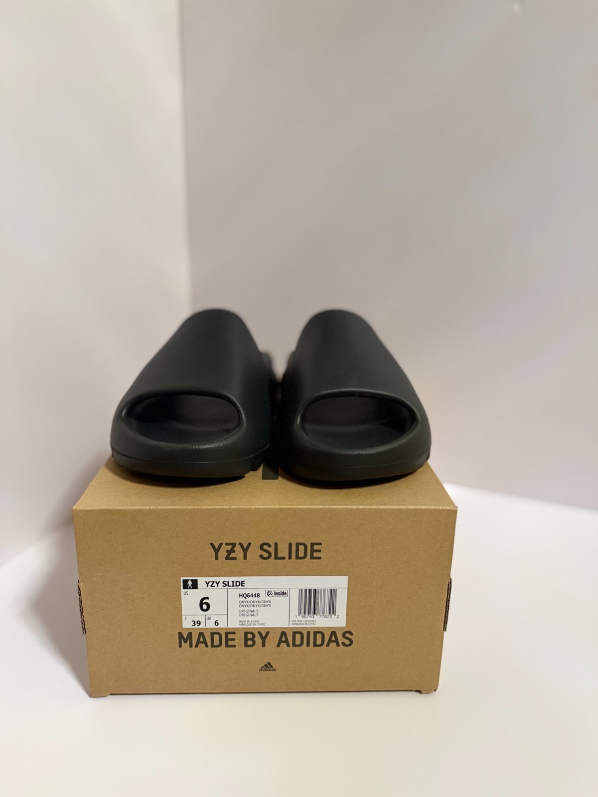 Adidas Yeezy Slide Onyx Size 6 (100% Authentic) HQ6448