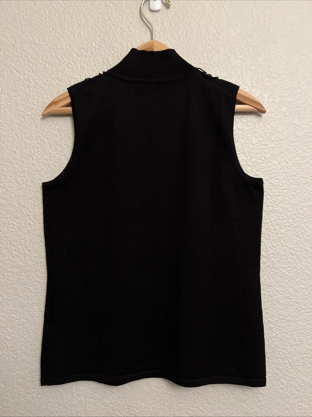 NEW Cable & Gauge Knit Top Sleeveless Quiet Luxury Minimalist Mock Neck Black M