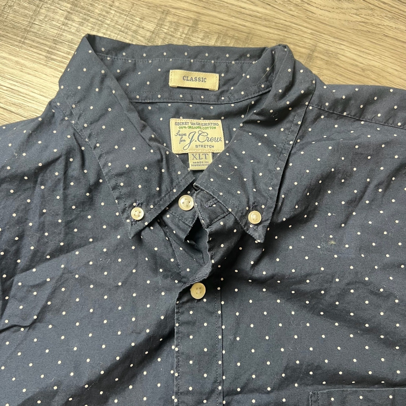 J.Crew Button Down Men XLT Navy Blue Polka Dot Secret Wash Stretch Classic Shirt