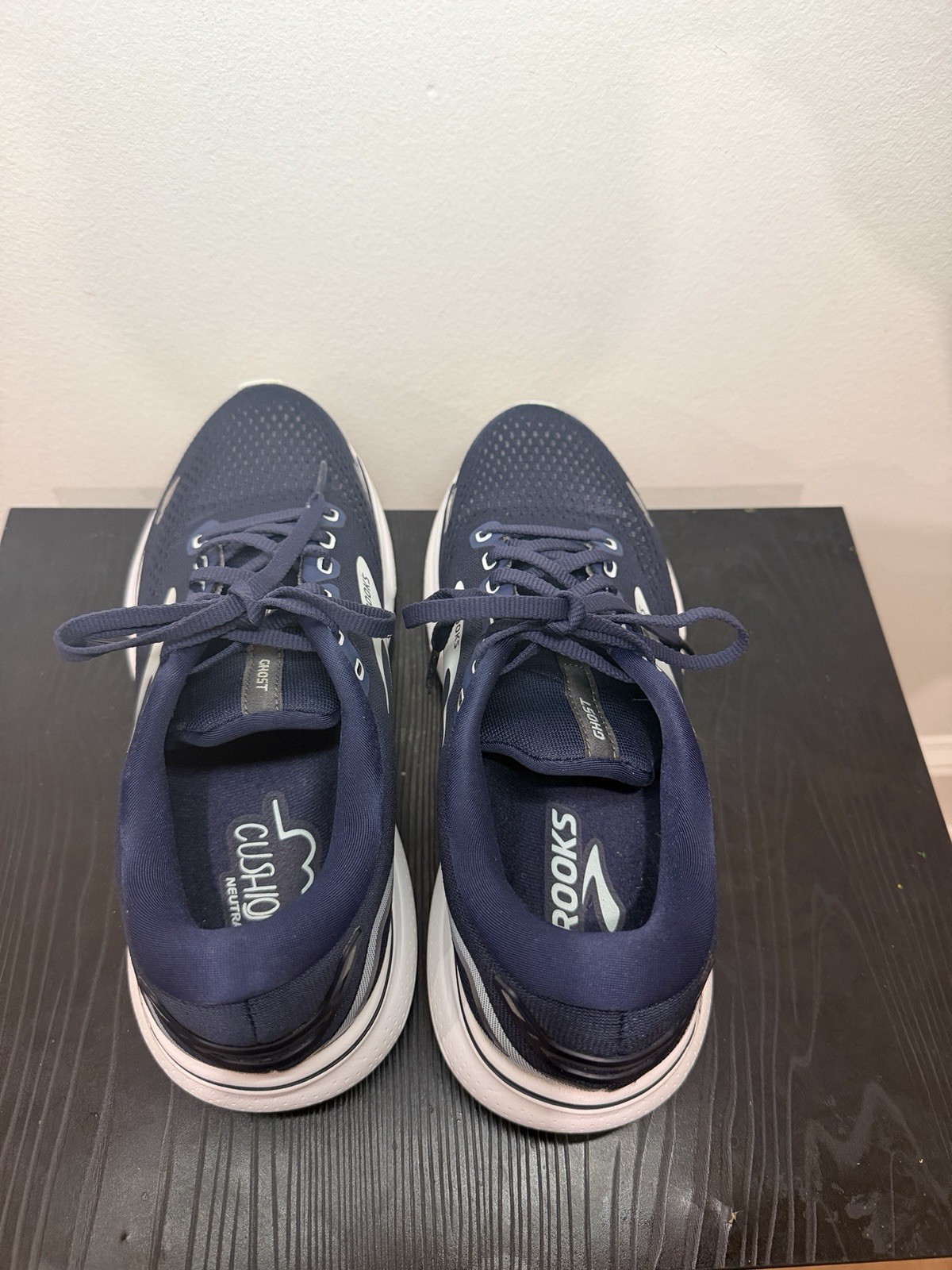 Brooks Ghost 15 women’s Low Top Running Sneakers Lace-Up Blue/White/Gray