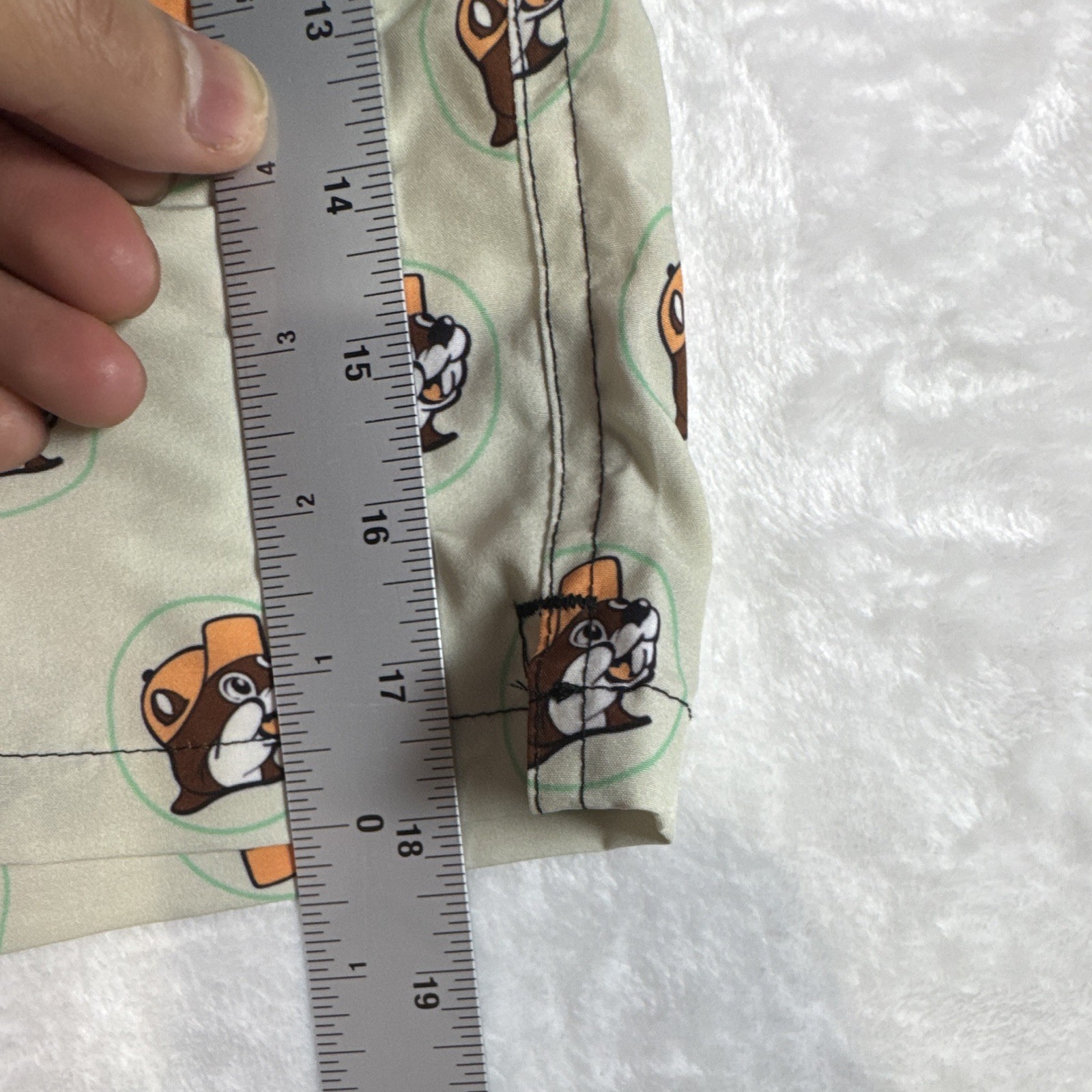 Buc-ee’s Men’s Large Swim Trunks Beaver Logo Print Beach Board Shorts Drawstring