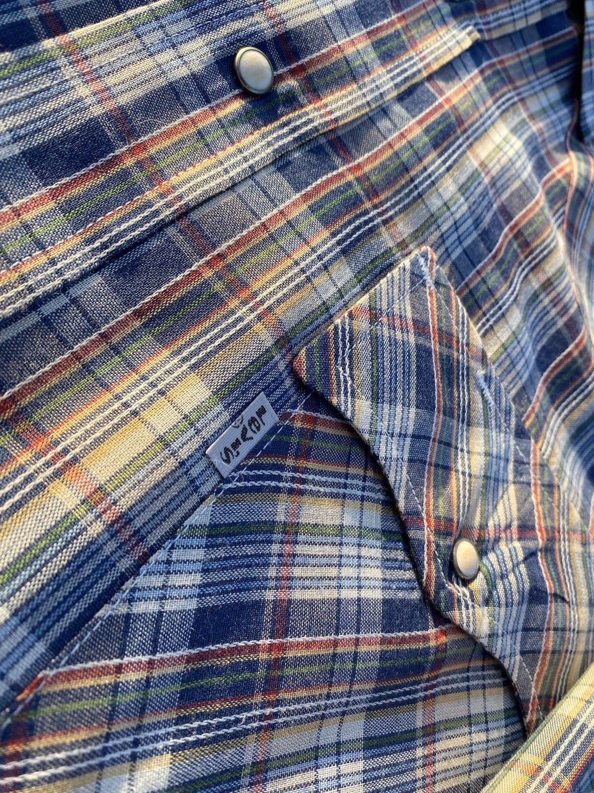 70s Levi’s Men’s L Regular Fit Plaid Woven Shirt Pockets with pearl buttons