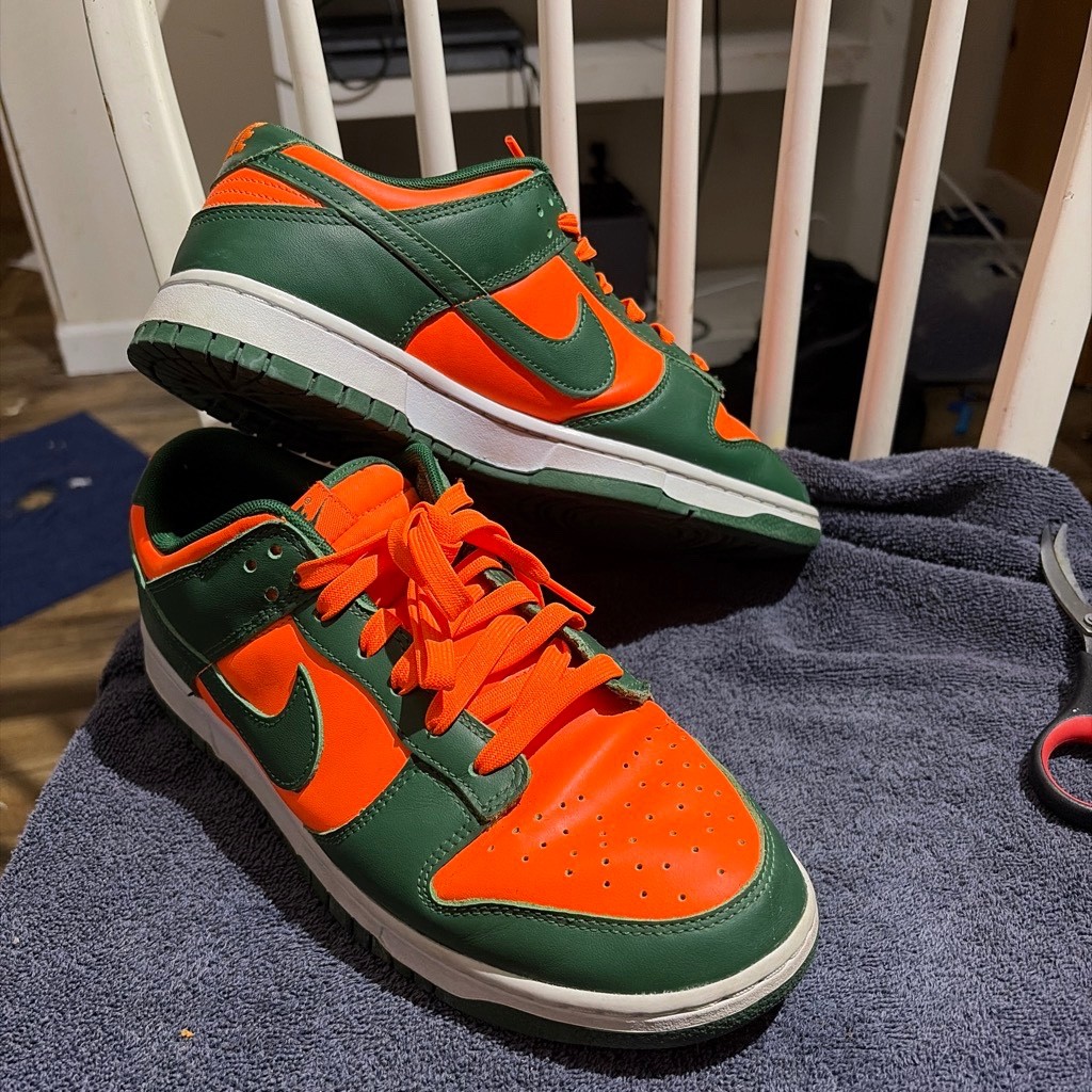 Size 10 – Nike Dunk Low Miami Hurricanes