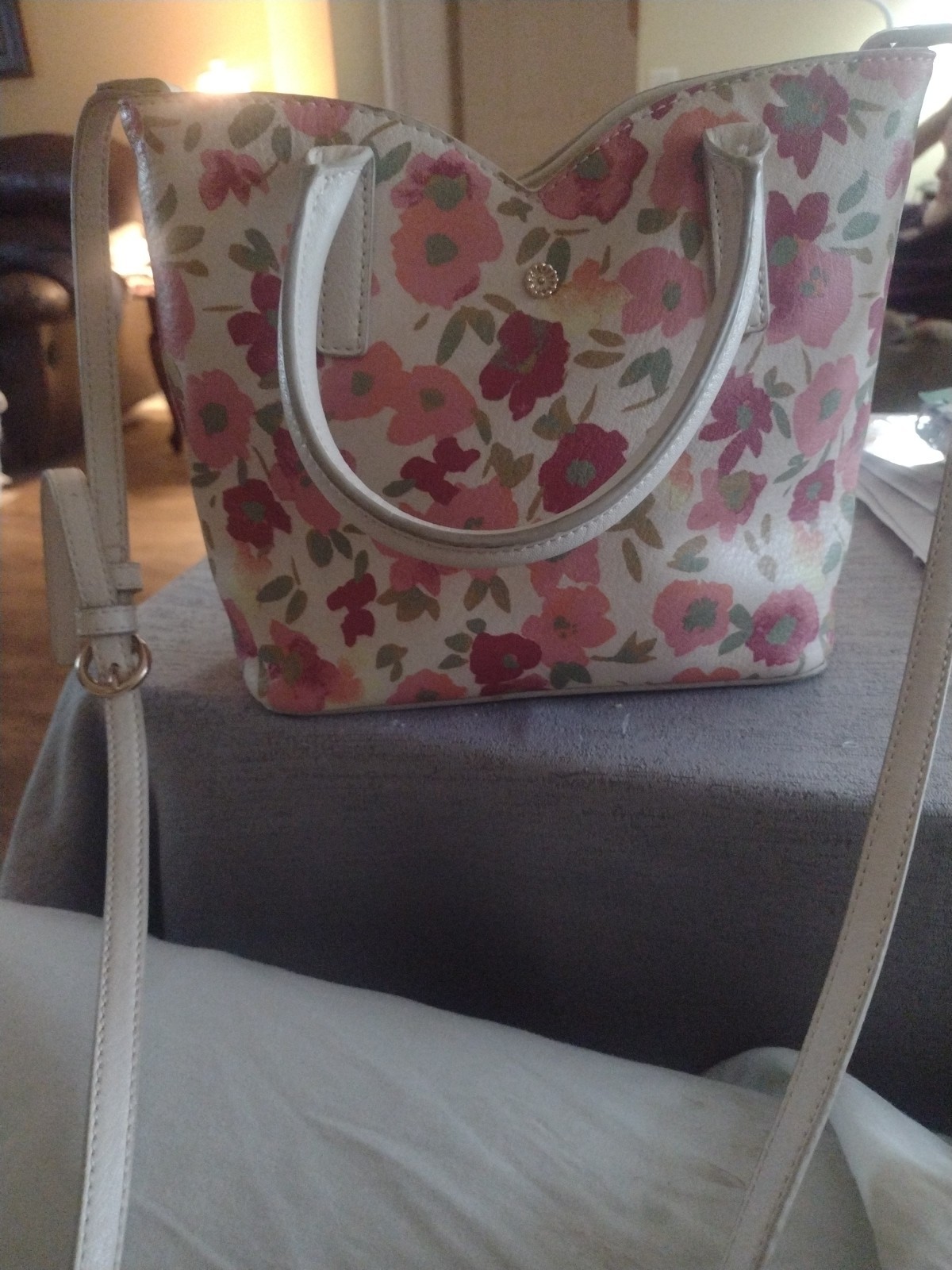 Half Moon Tote L C Lauren Conrad Snap Closure On The Inside.