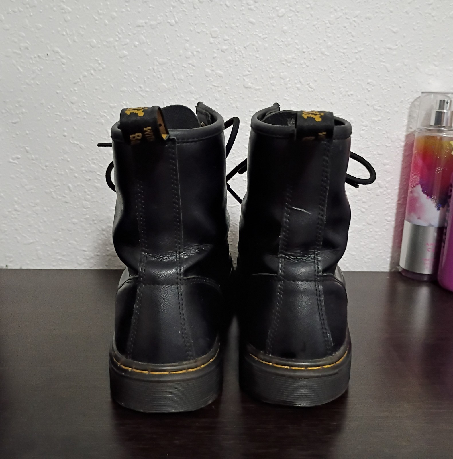 Dr. Martens Men’s Black Leather Lace-Up Combat Ankle Boots US 7 UK 6 EU 39