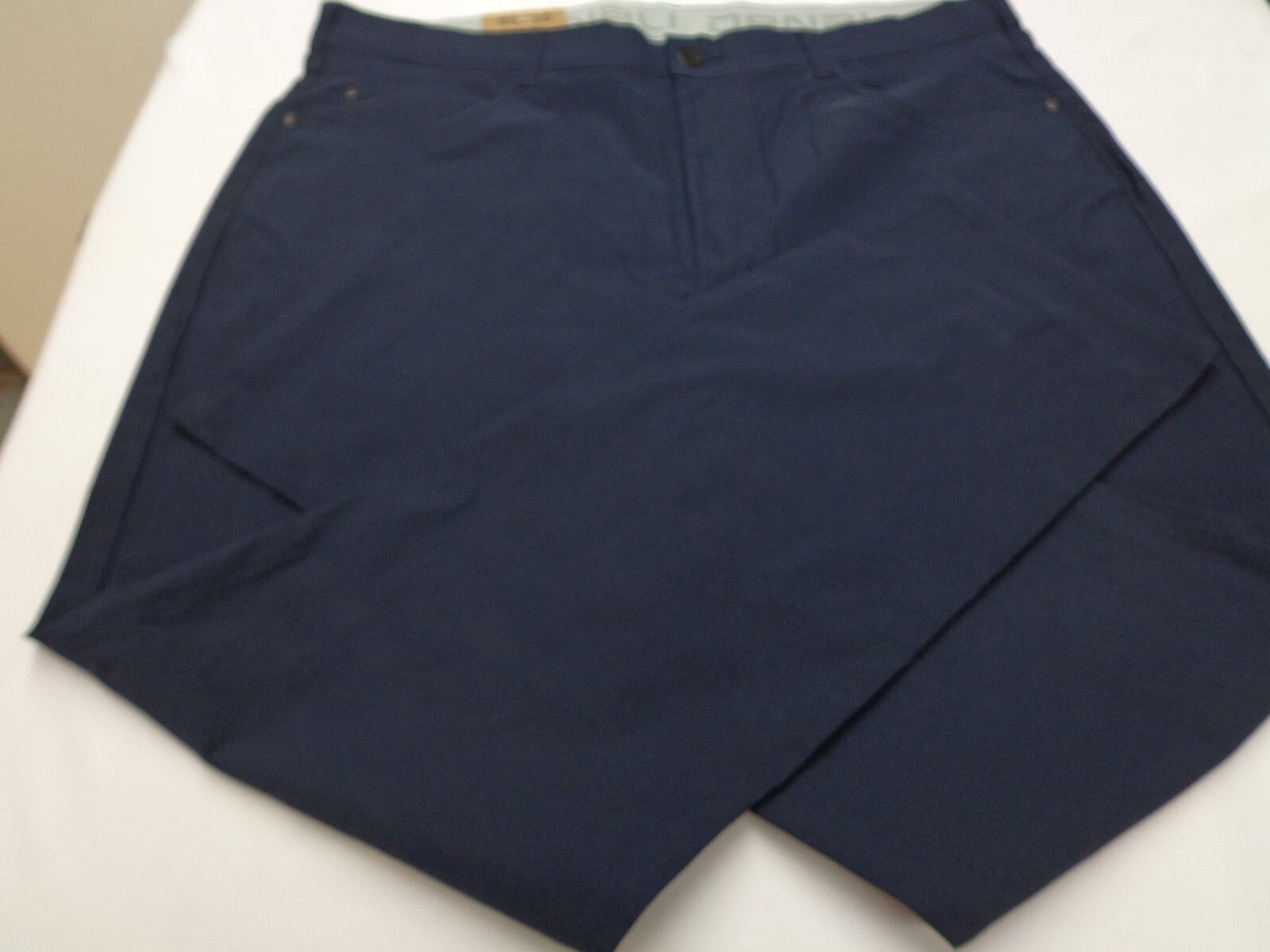 DENALI Dark Navy Blue Tech Fabric Stretch Pants NWT 40/30 MSRP $54