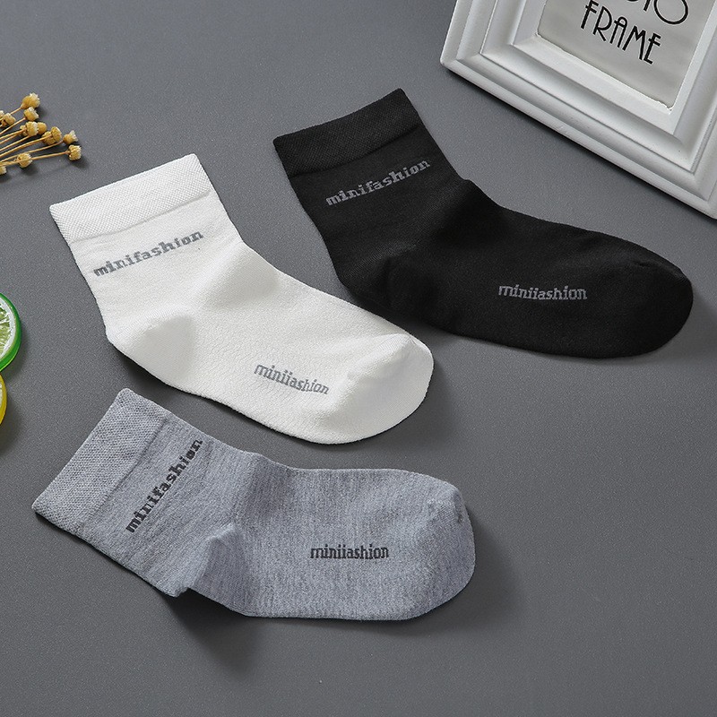 Bamboo Fiber Deodorant Men’s Crew Socks, 7 Pairs