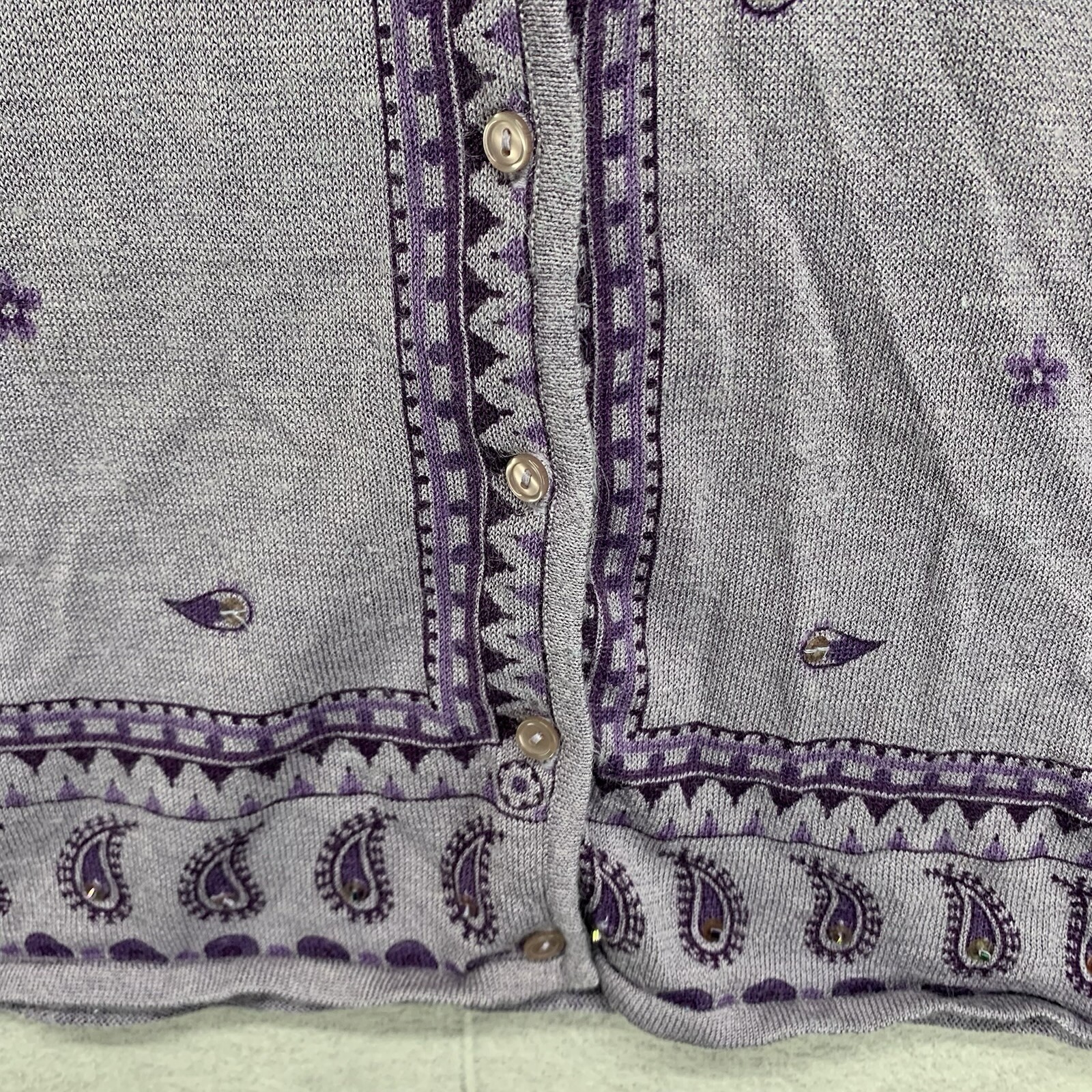 Women’s Knit Top 1X Light Purple Embellished Paisleys Button Up 42×24 Boxy Fit
