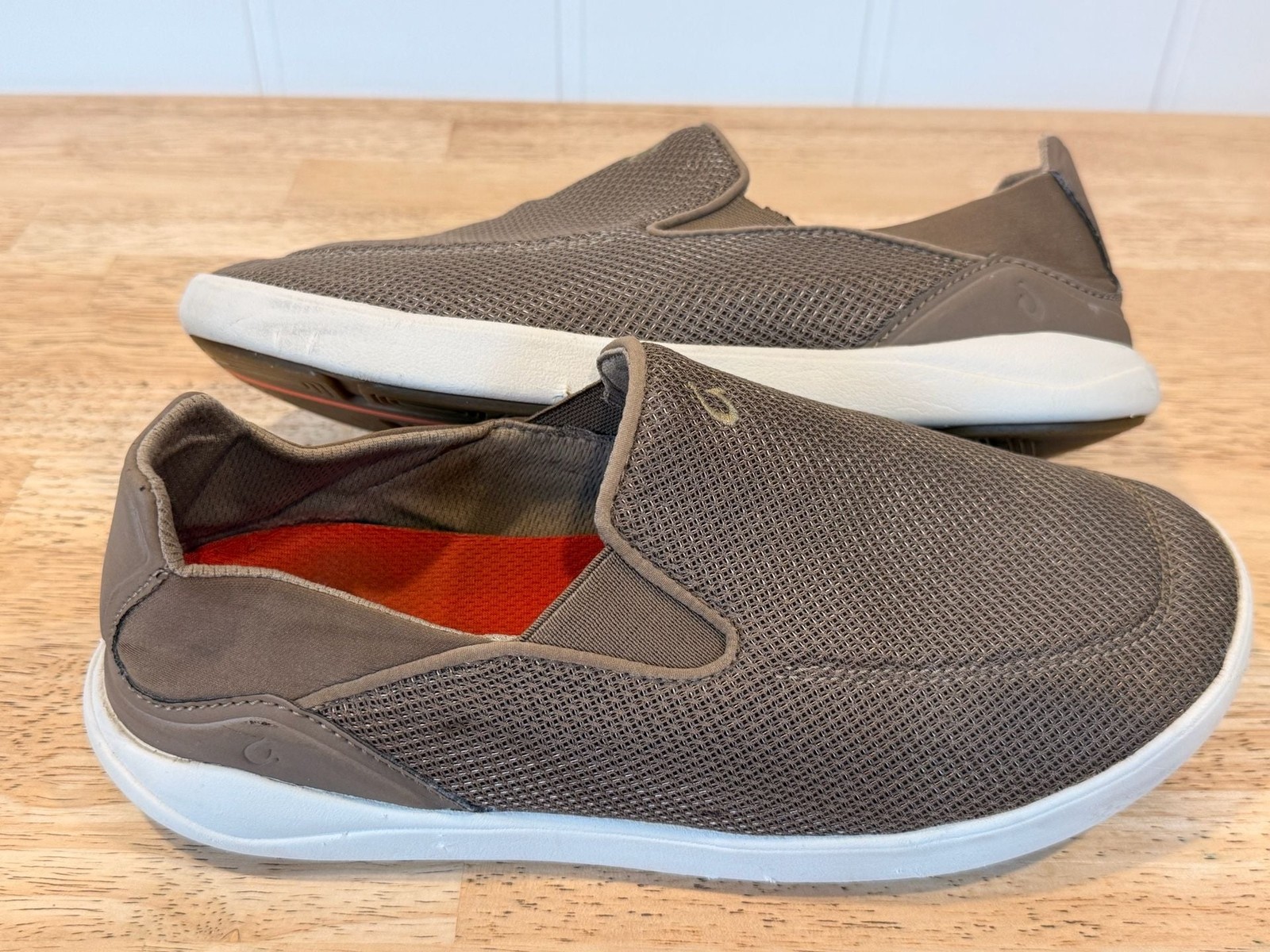OluKai Nohea Pae Men’s Slip-On Sneakers Size 10